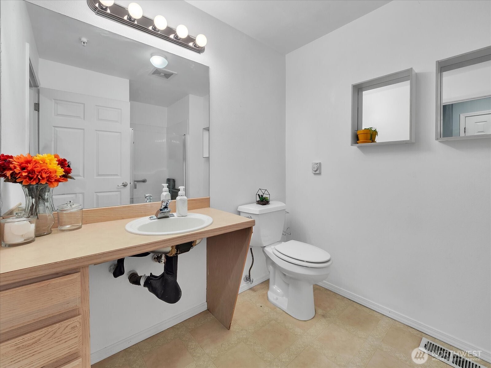 2218 S 336th Street 604 Property Photo 15