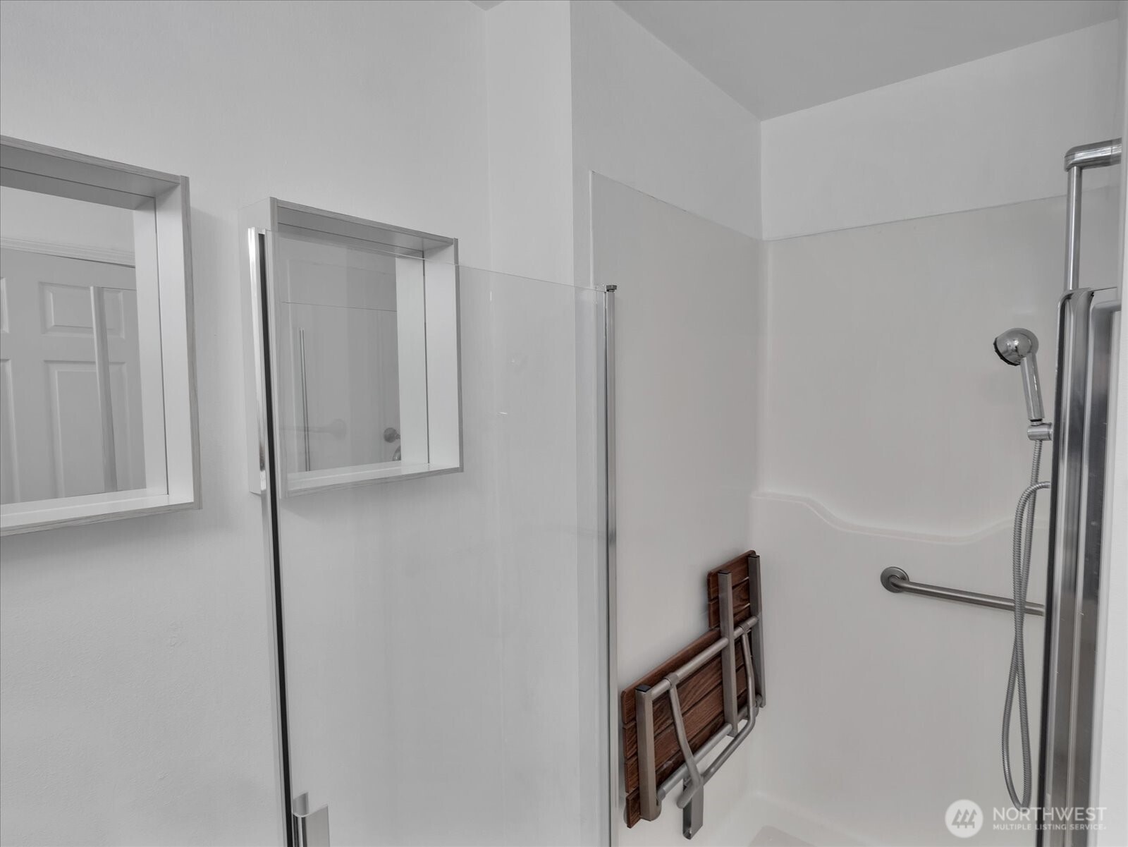 2218 S 336th Street 604 Property Photo 16