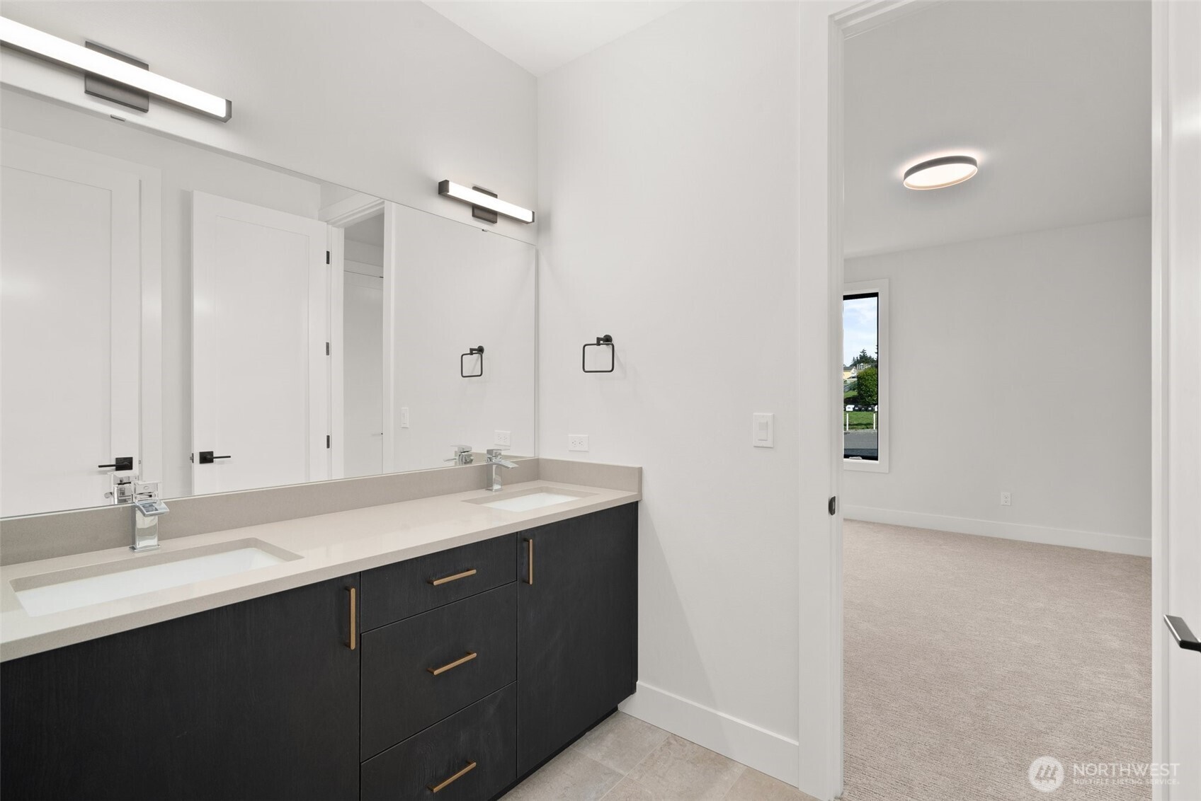 1422 Sequalish Street Property Photo 36
