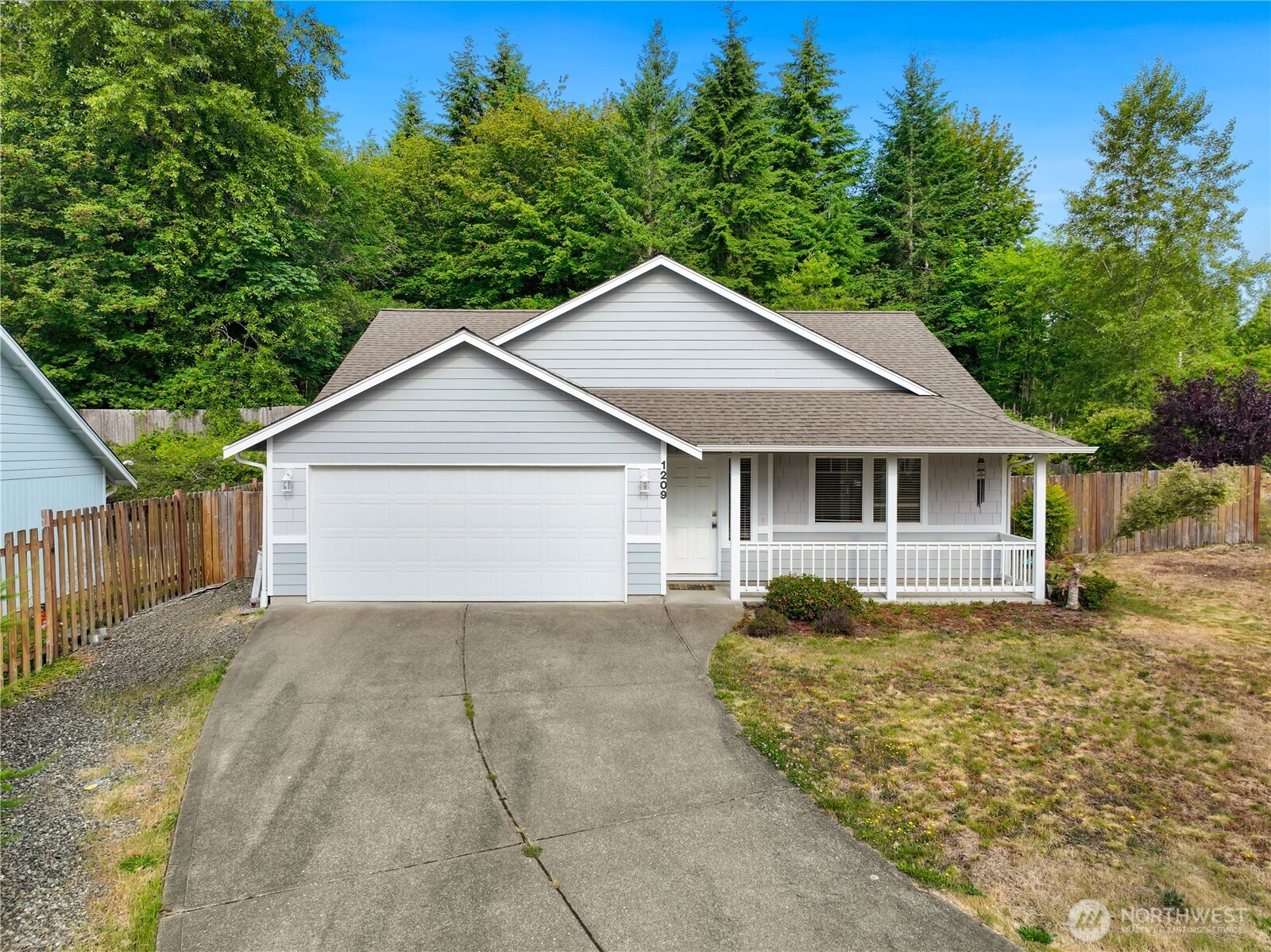 1209 Wyandotte Avenue Property Photo 1