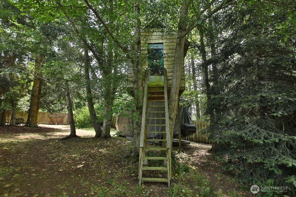 1271 Rickover Drive Property Photo 17