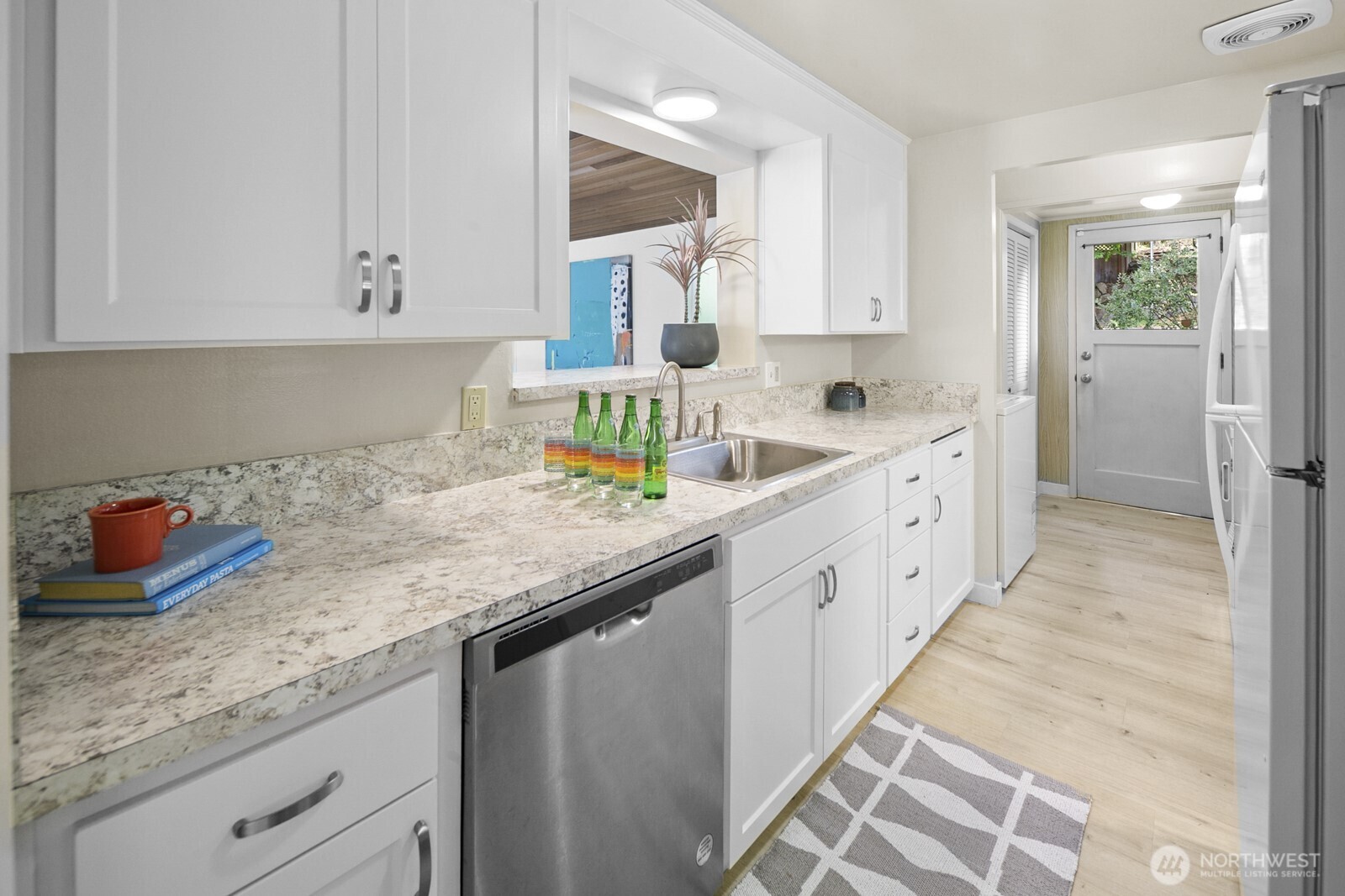 852 Ne 194th Street Property Photo 13