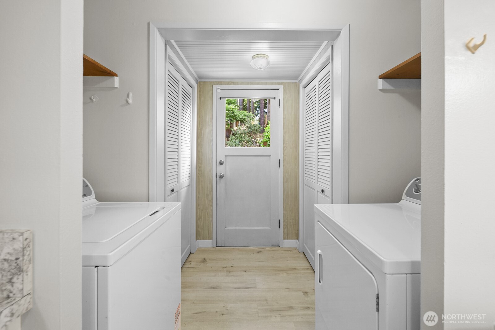 852 Ne 194th Street Property Photo 15