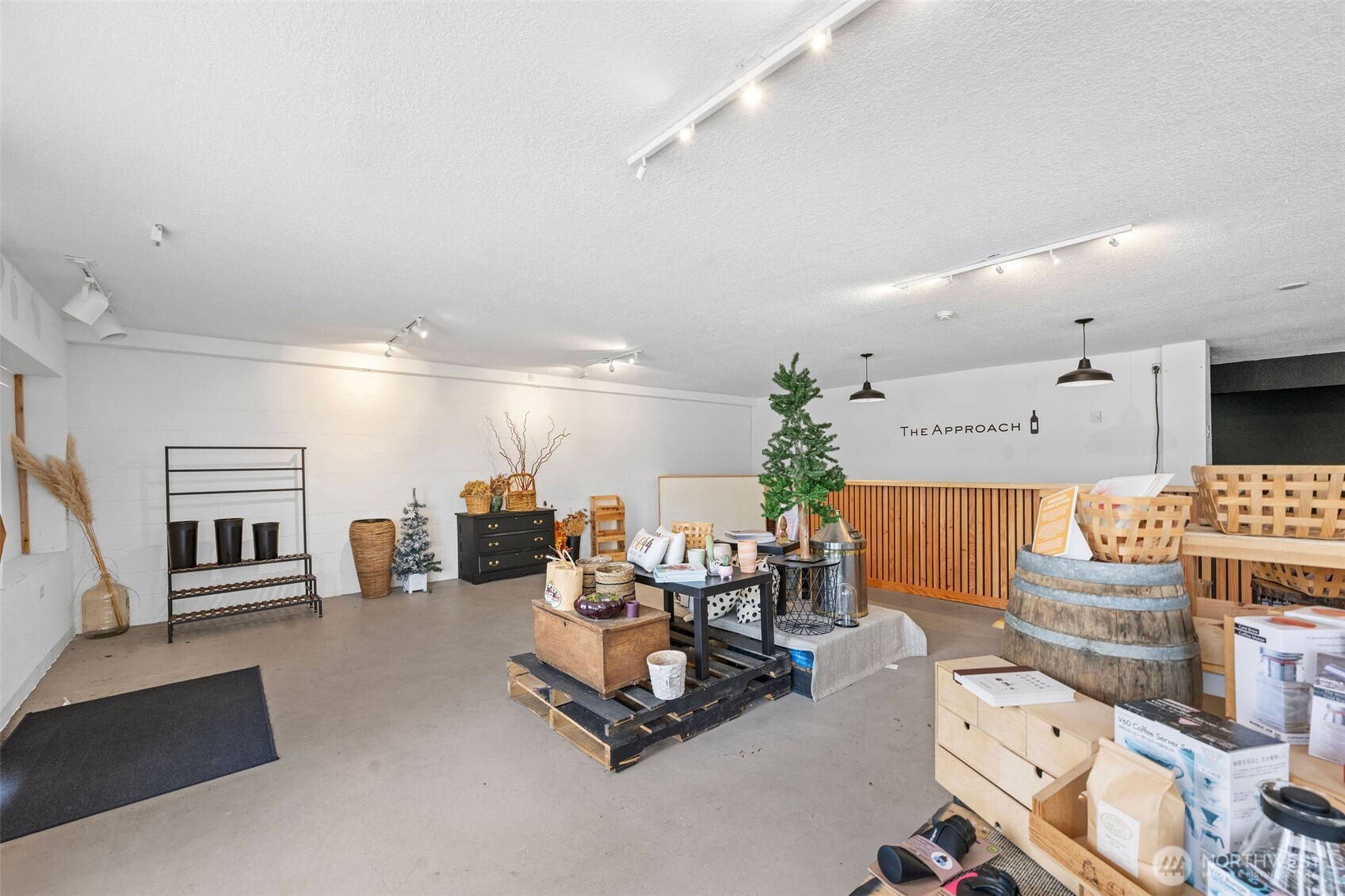 3811 Pacific Way Property Photo 6