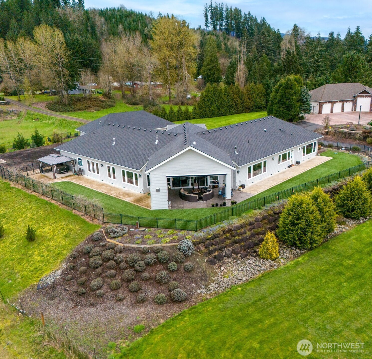 2567 Lewis River Road Property Photo 1