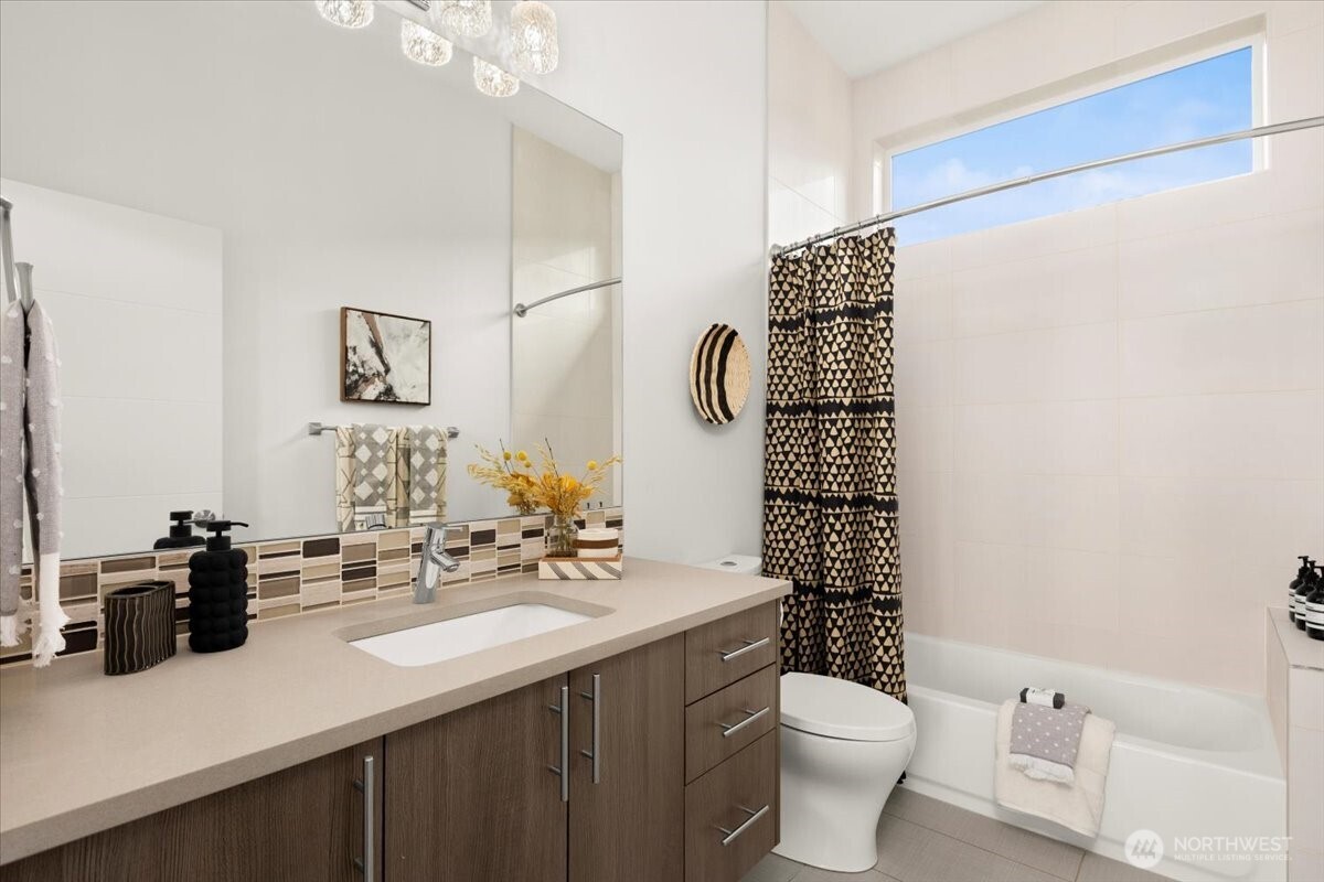 4603 S Juneau Street Property Photo 22