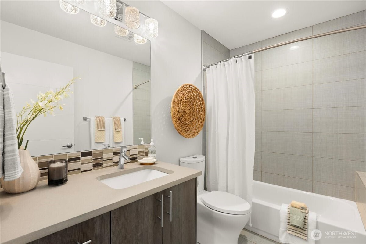 4603 S Juneau Street Property Photo 27