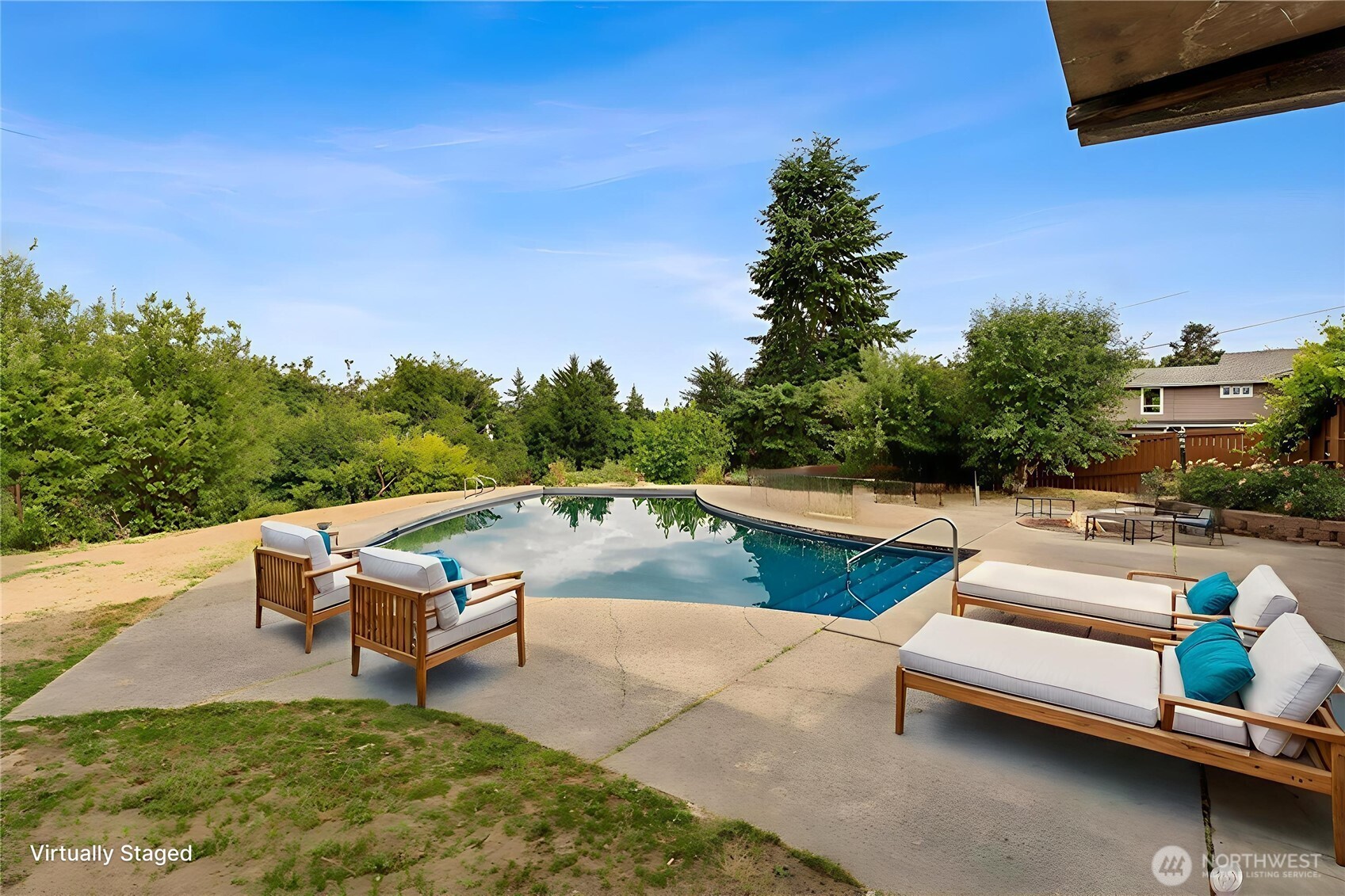 1225 21st Street Property Photo 1