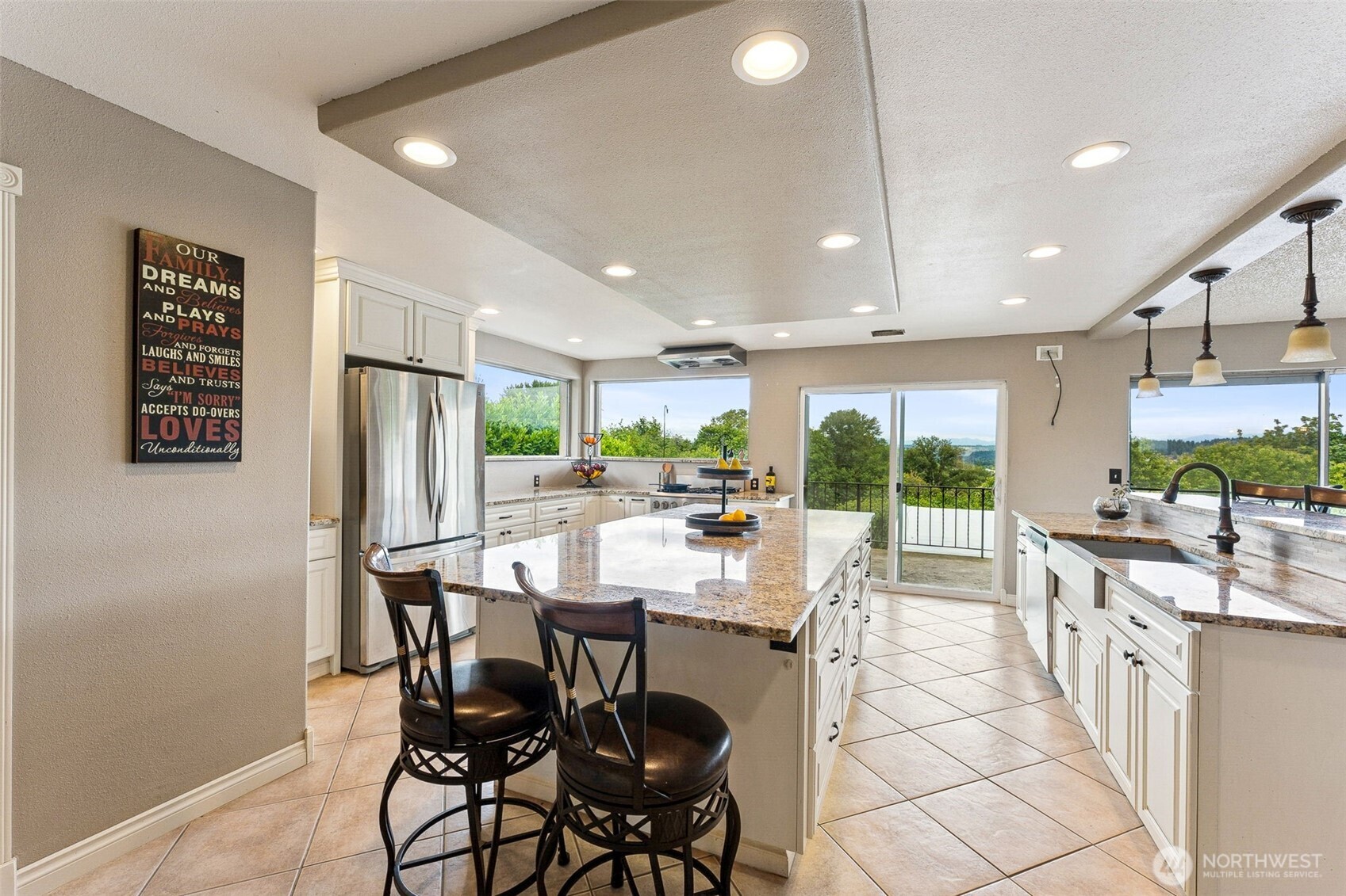 1225 21st Street Property Photo 4