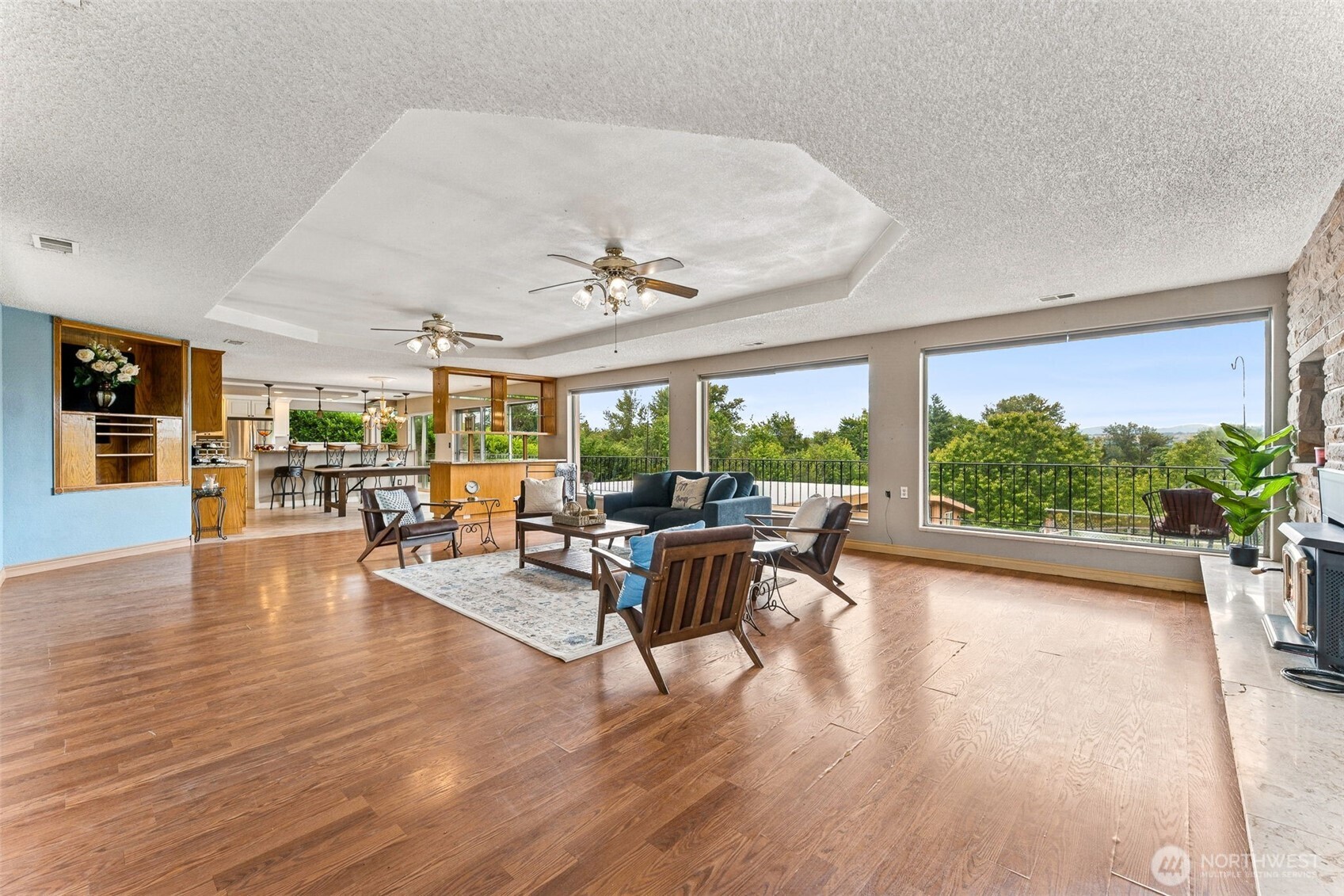 1225 21st Street Property Photo 8