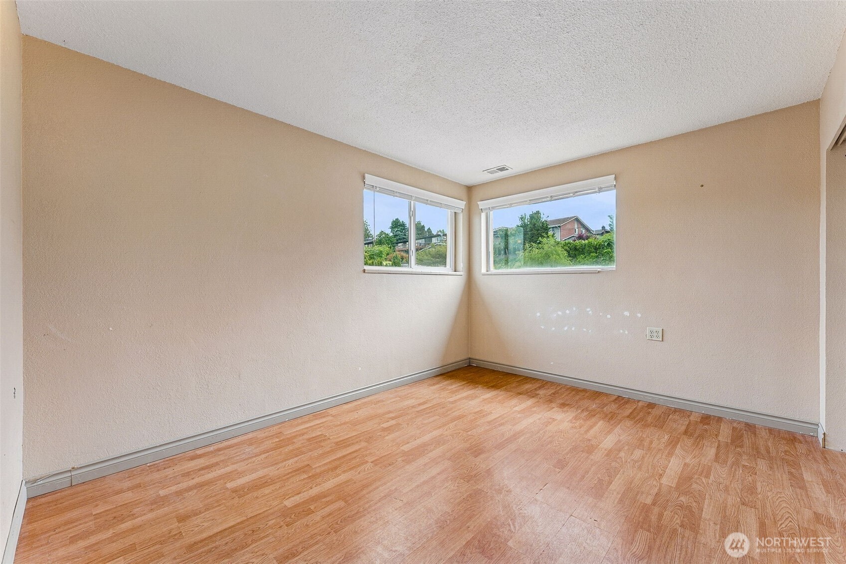 1225 21st Street Property Photo 10