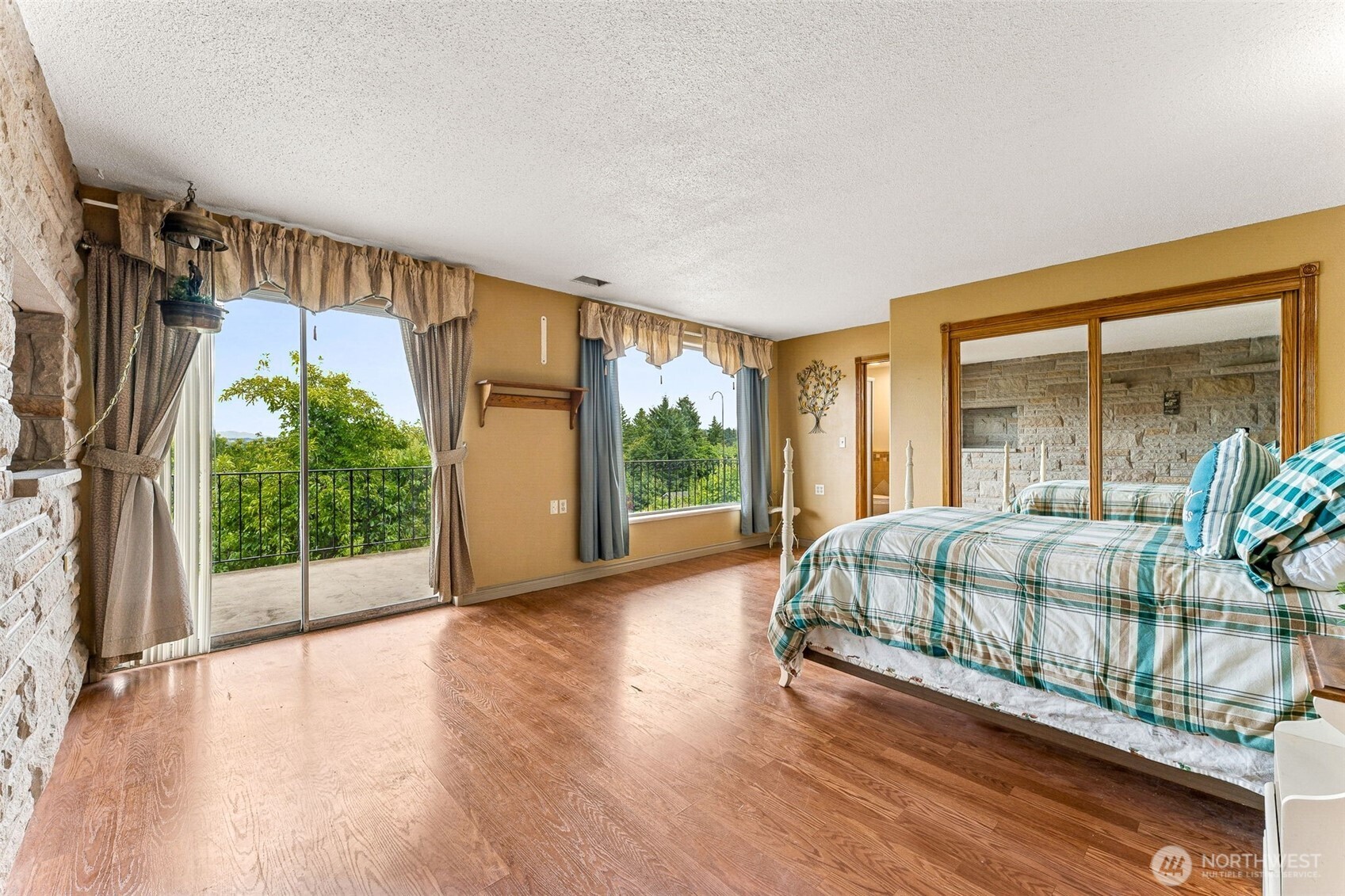 1225 21st Street Property Photo 14