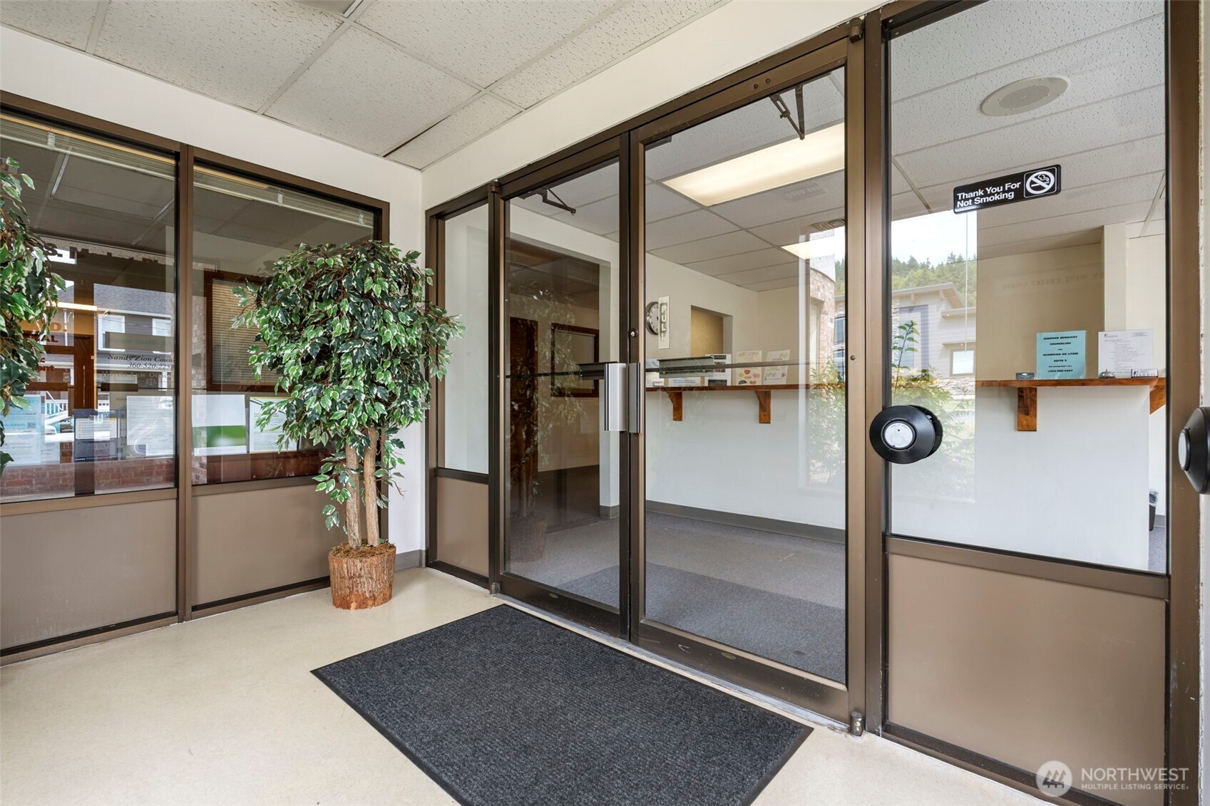 409 S Market Boulevard Property Photo 3