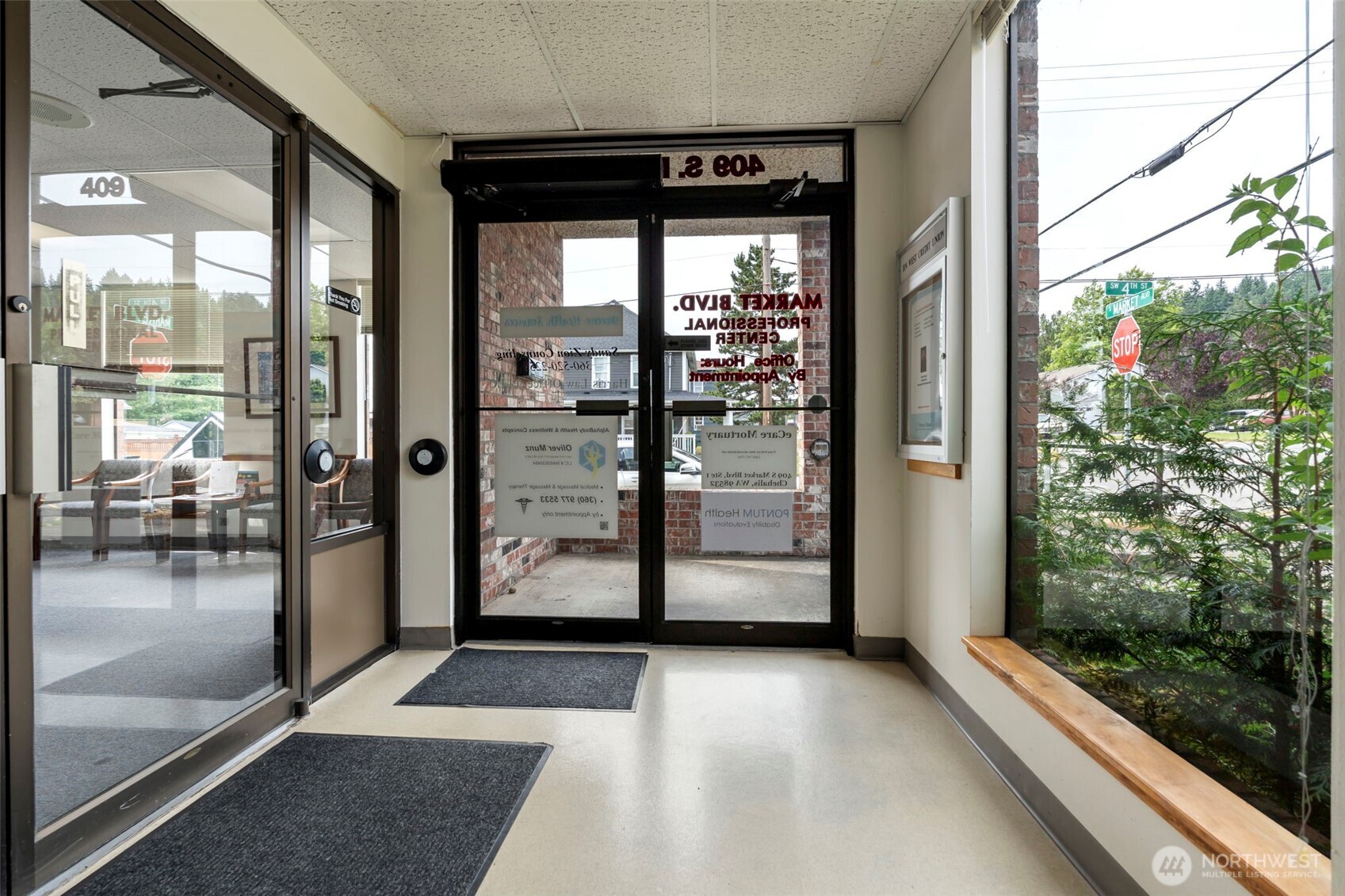 409 S Market Boulevard Property Photo 4