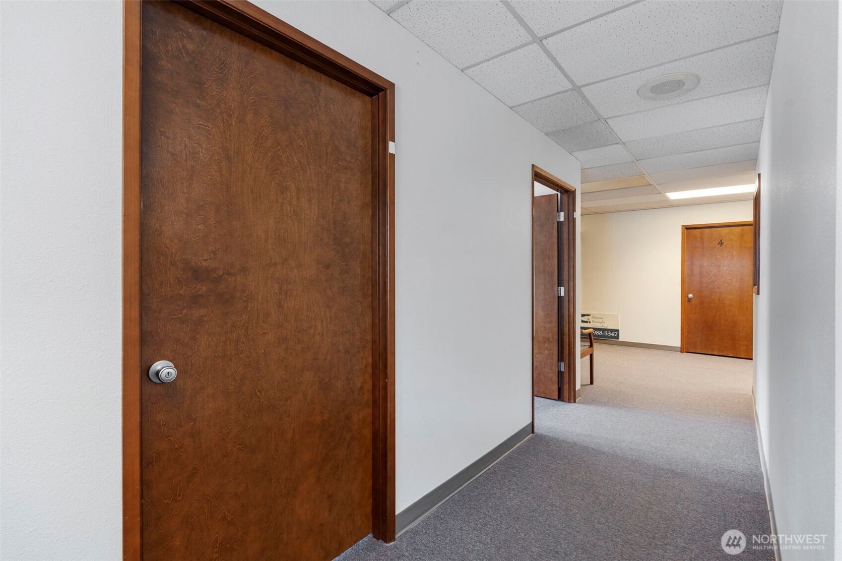 409 S Market Boulevard Property Photo 10