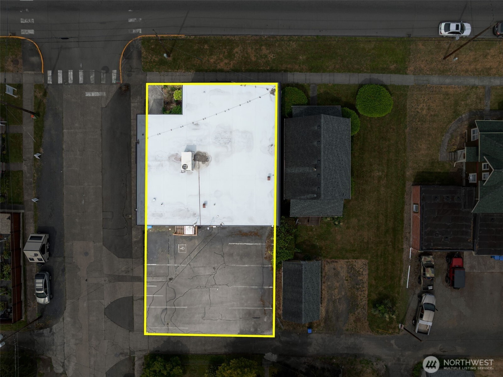 409 S Market Boulevard Property Photo 28