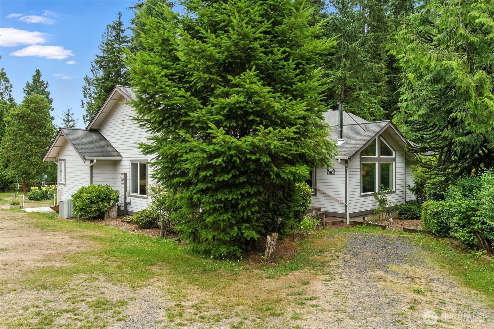 3863 Paradise Bay Road Property Photo 1