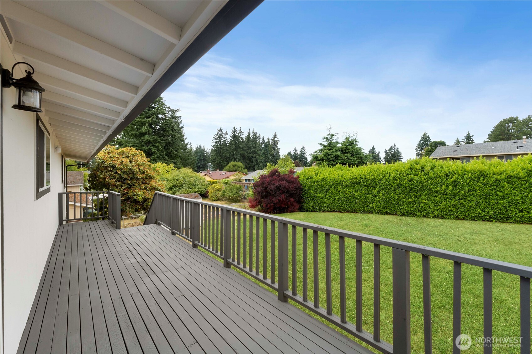 10805 105 Street Property Photo 26