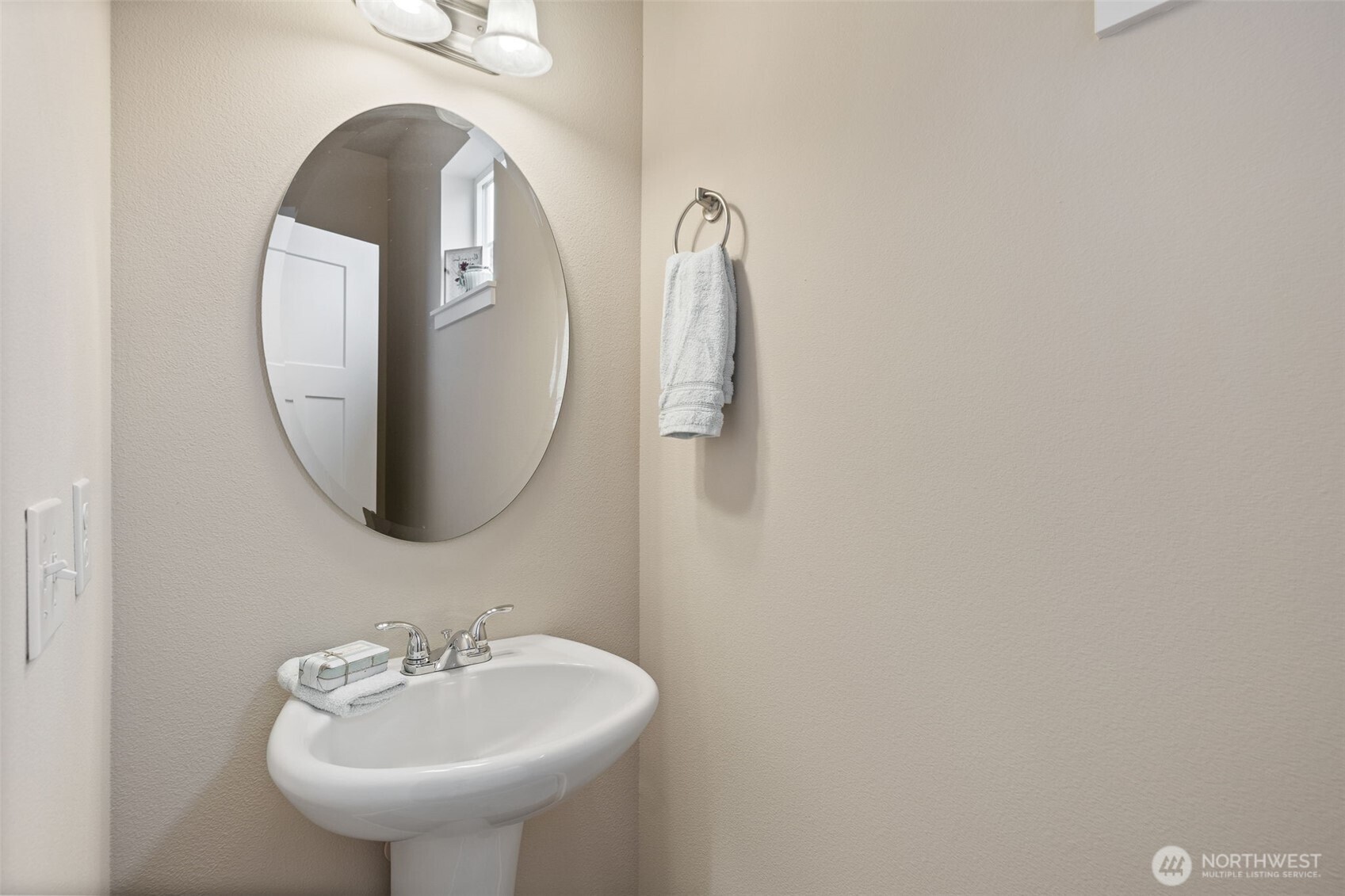 1227 93rd Drive Property Photo 14