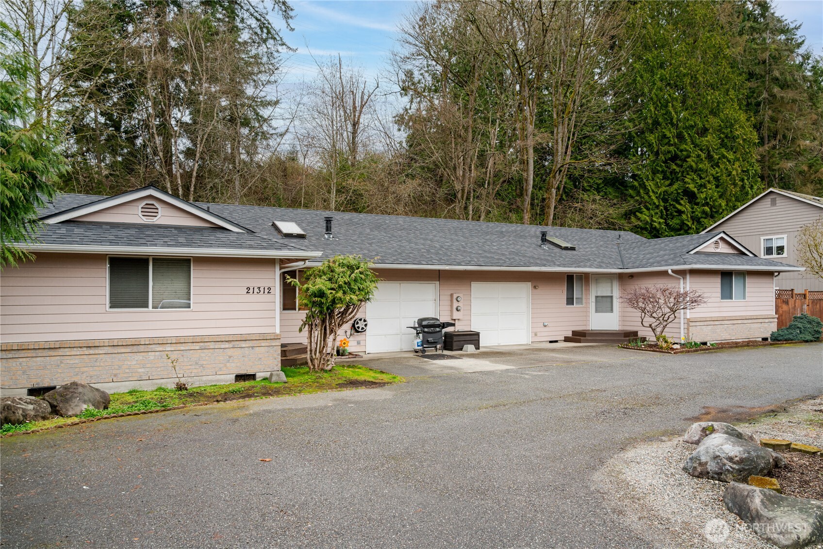 21312 87th Avenue 1&2 Property Photo 1