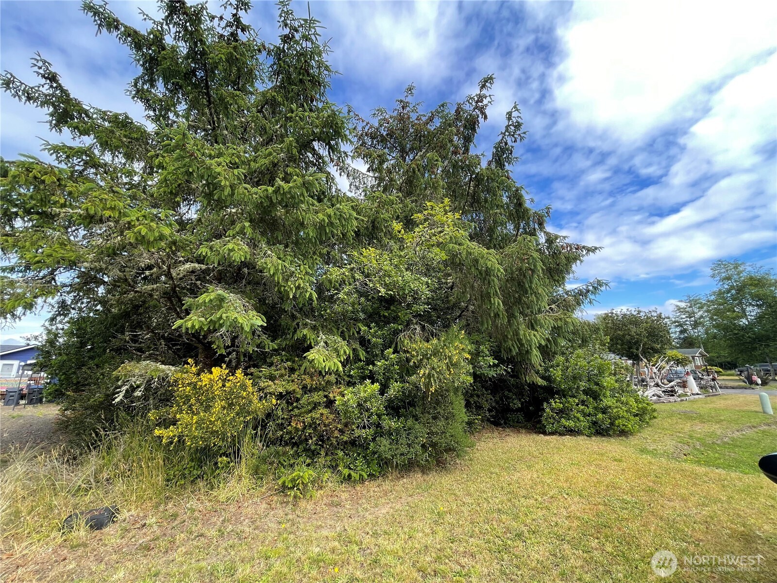 572 DUCK LAKE Drive Property Photo 1