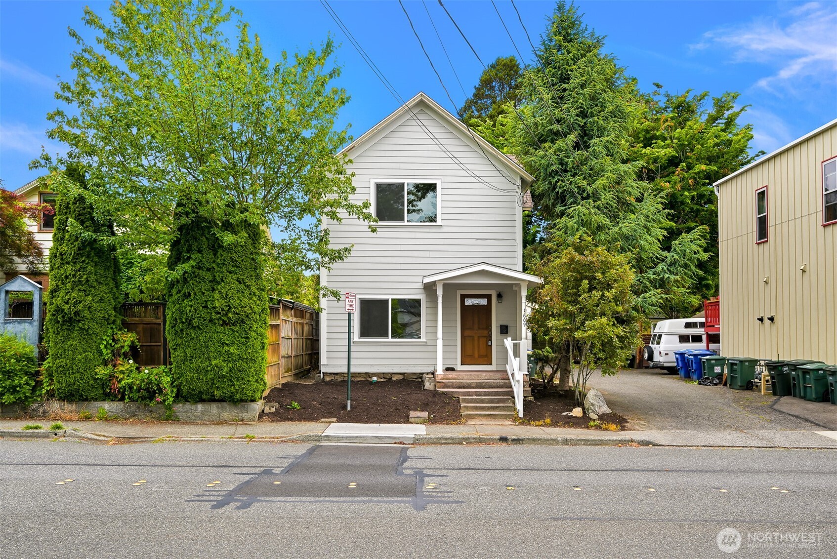 1609 F Street Property Photo 3