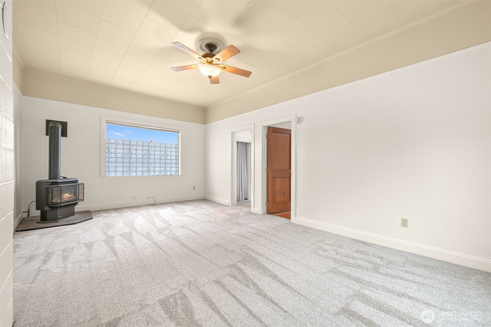1609 F Street Property Photo 10