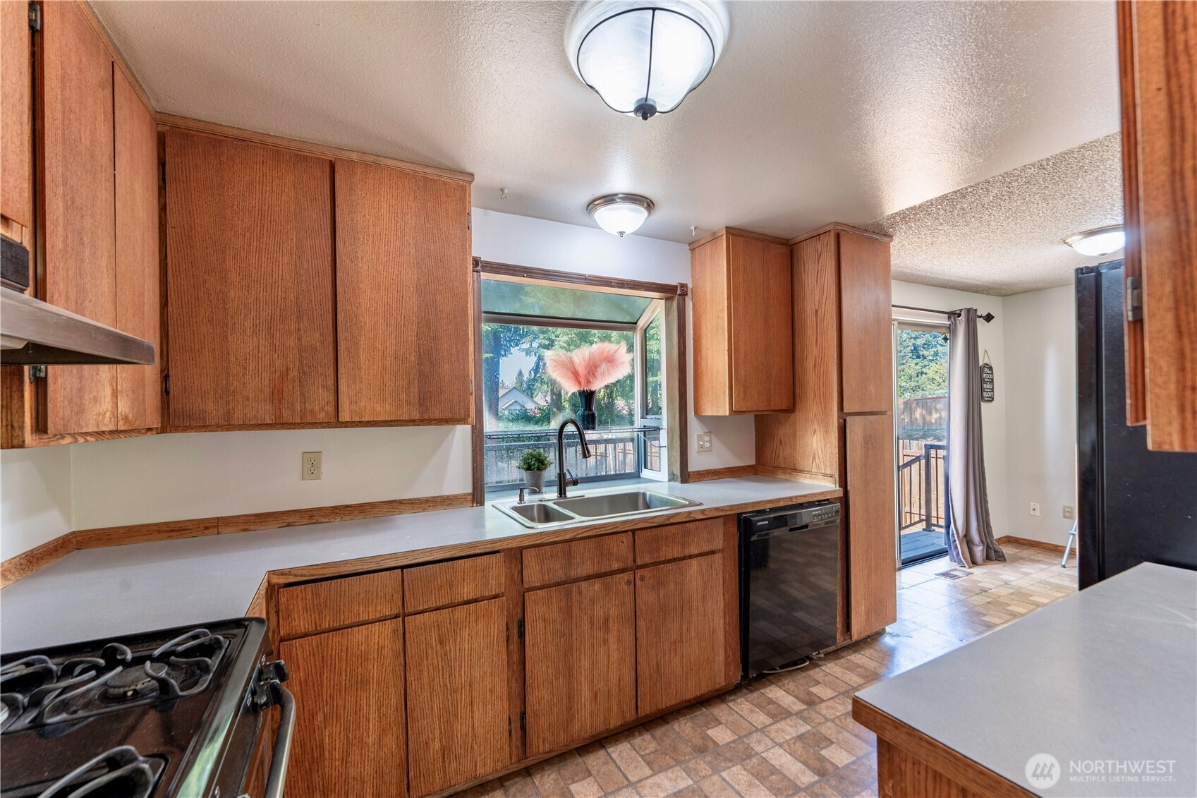 17069 142nd Place Property Photo 12