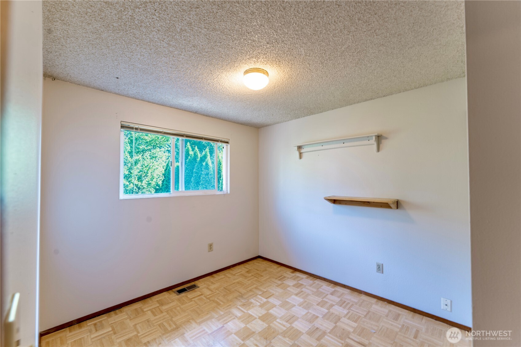 17069 142nd Place Property Photo 19