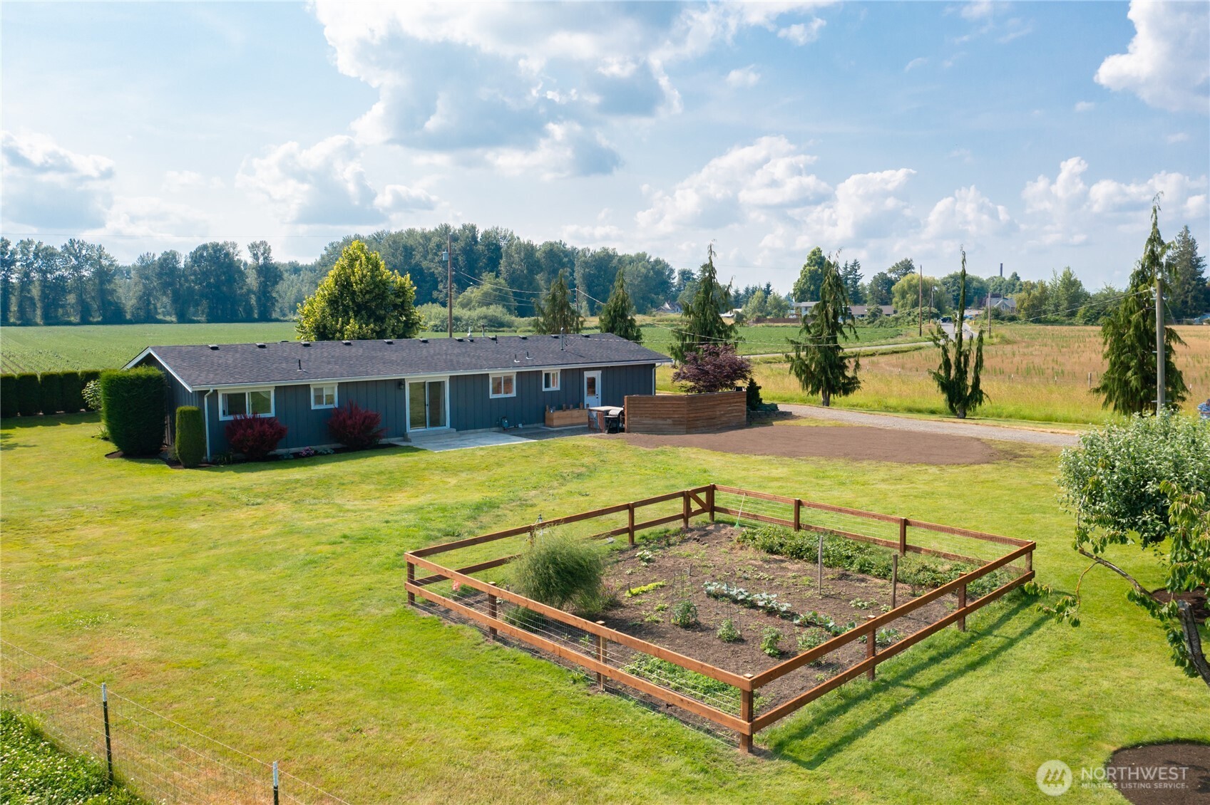 7534 Emerson Road Property Photo 1