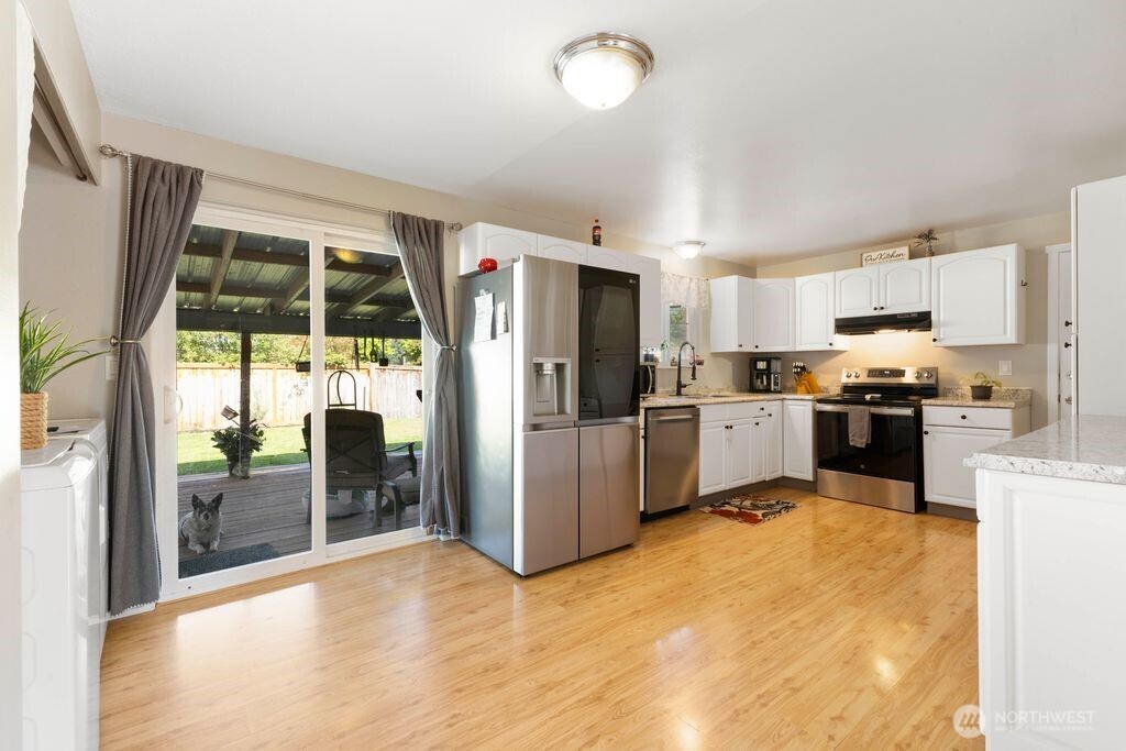 15506 11th Avenue Ct Property Photo 6