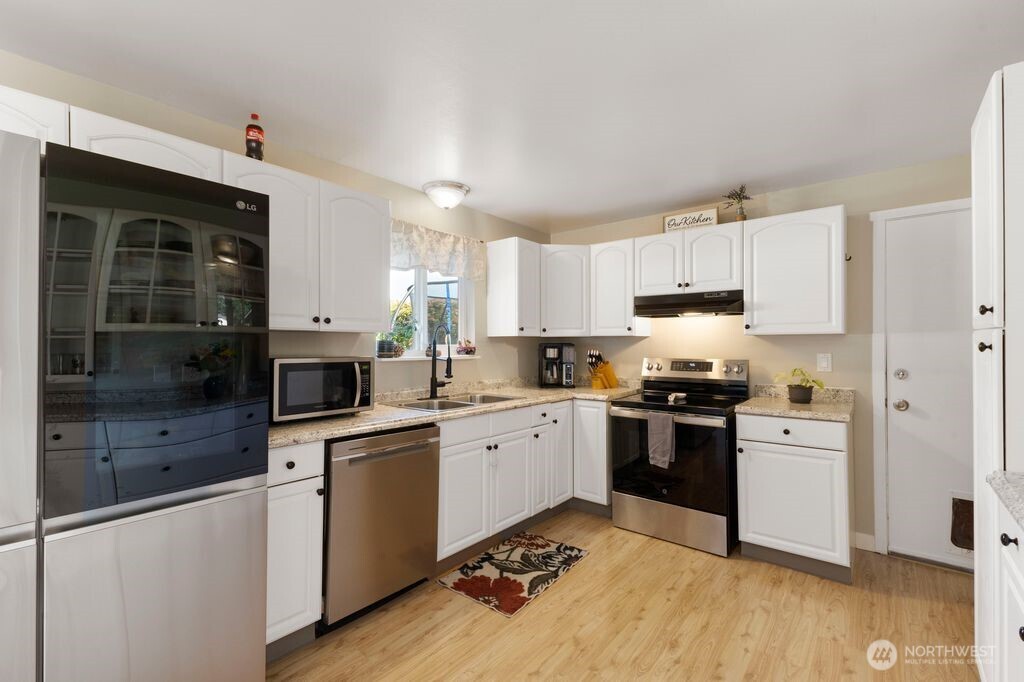 15506 11th Avenue Ct Property Photo 7