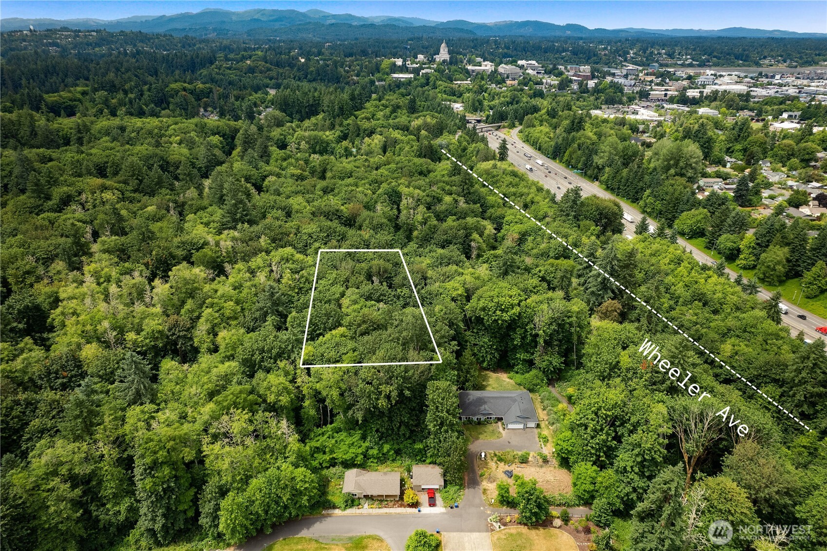 1511 Fairview Street Property Photo 7