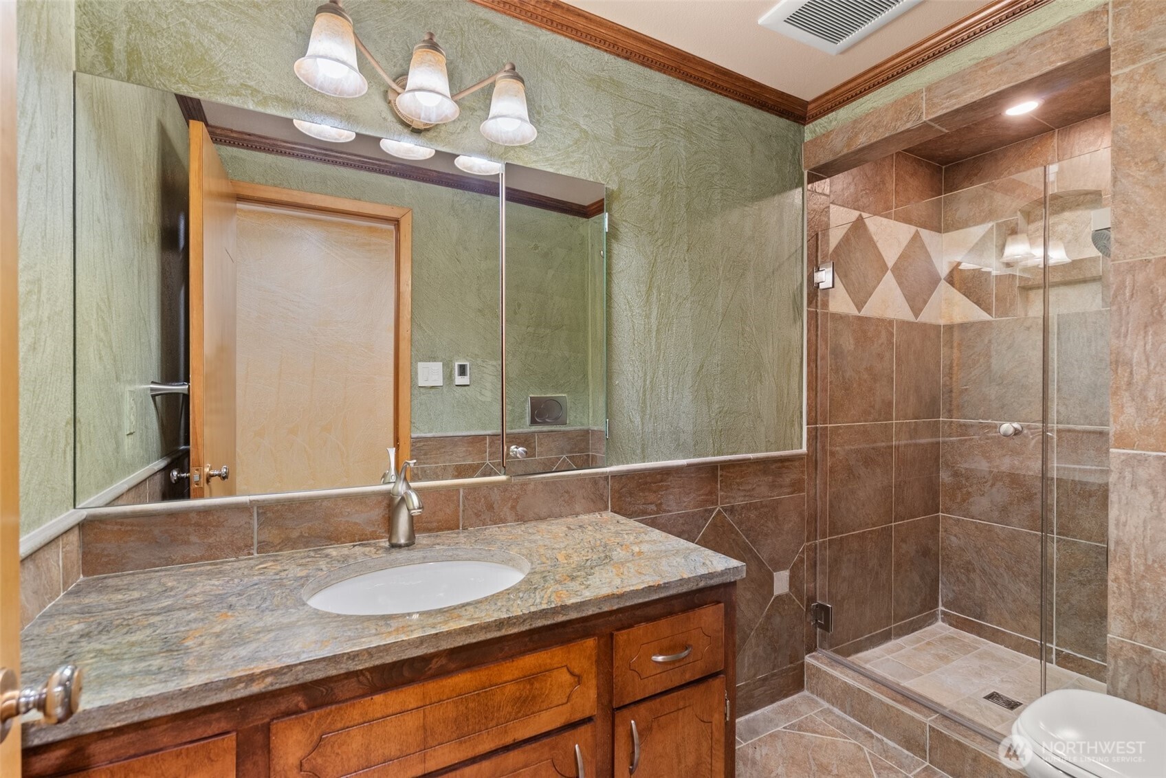 18961 Marine View Circle Property Photo 19