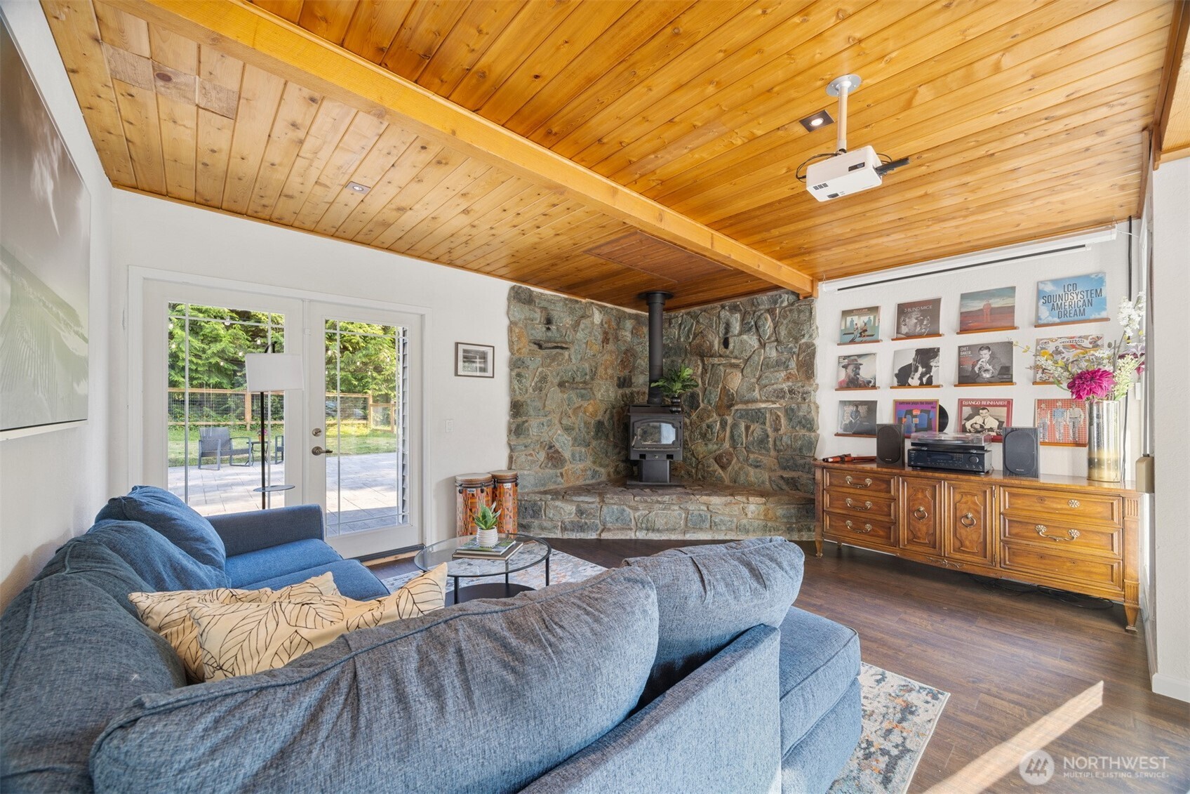 688 Old Samish Road Property Photo 2