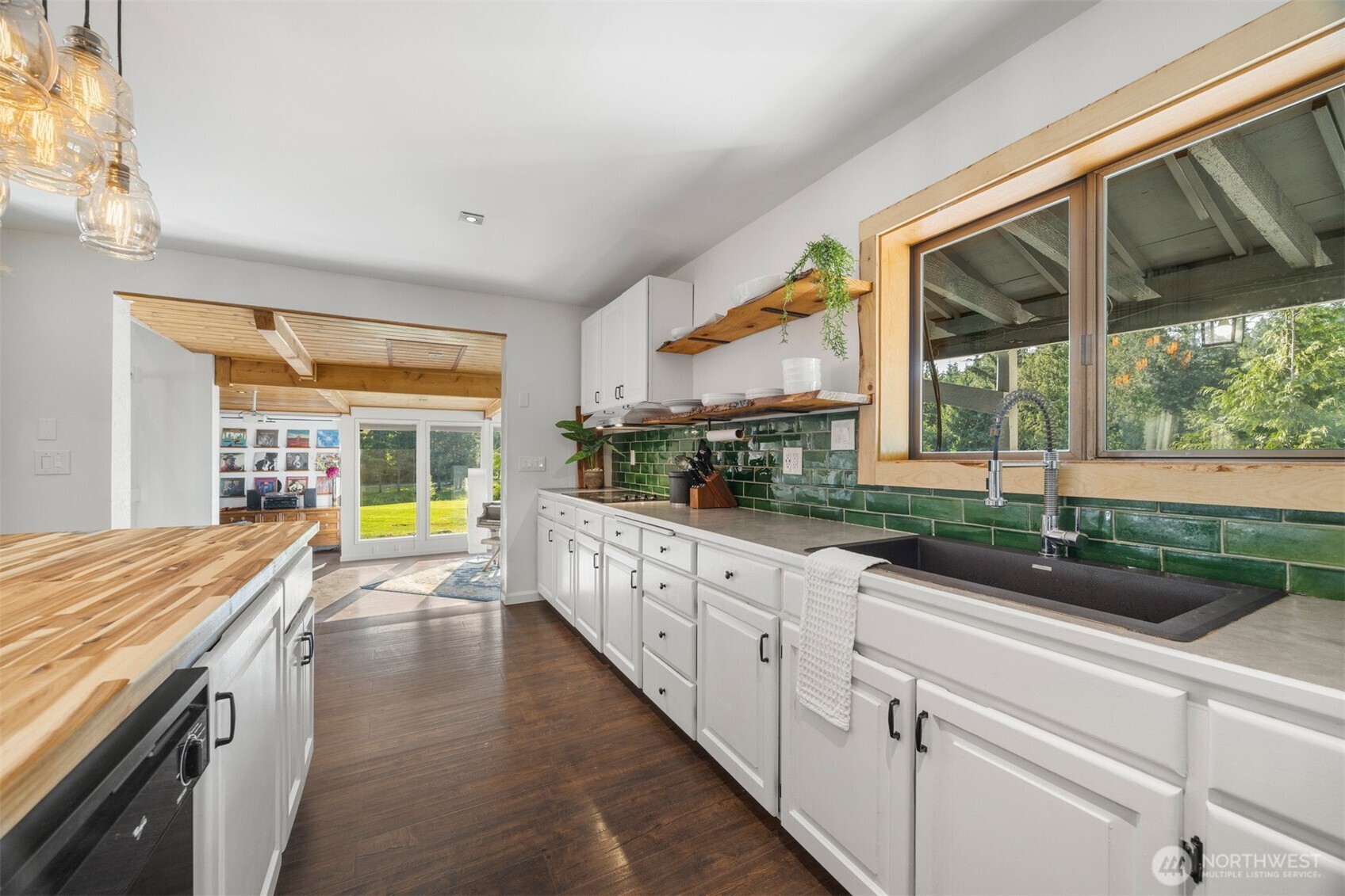 688 Old Samish Road Property Photo 8