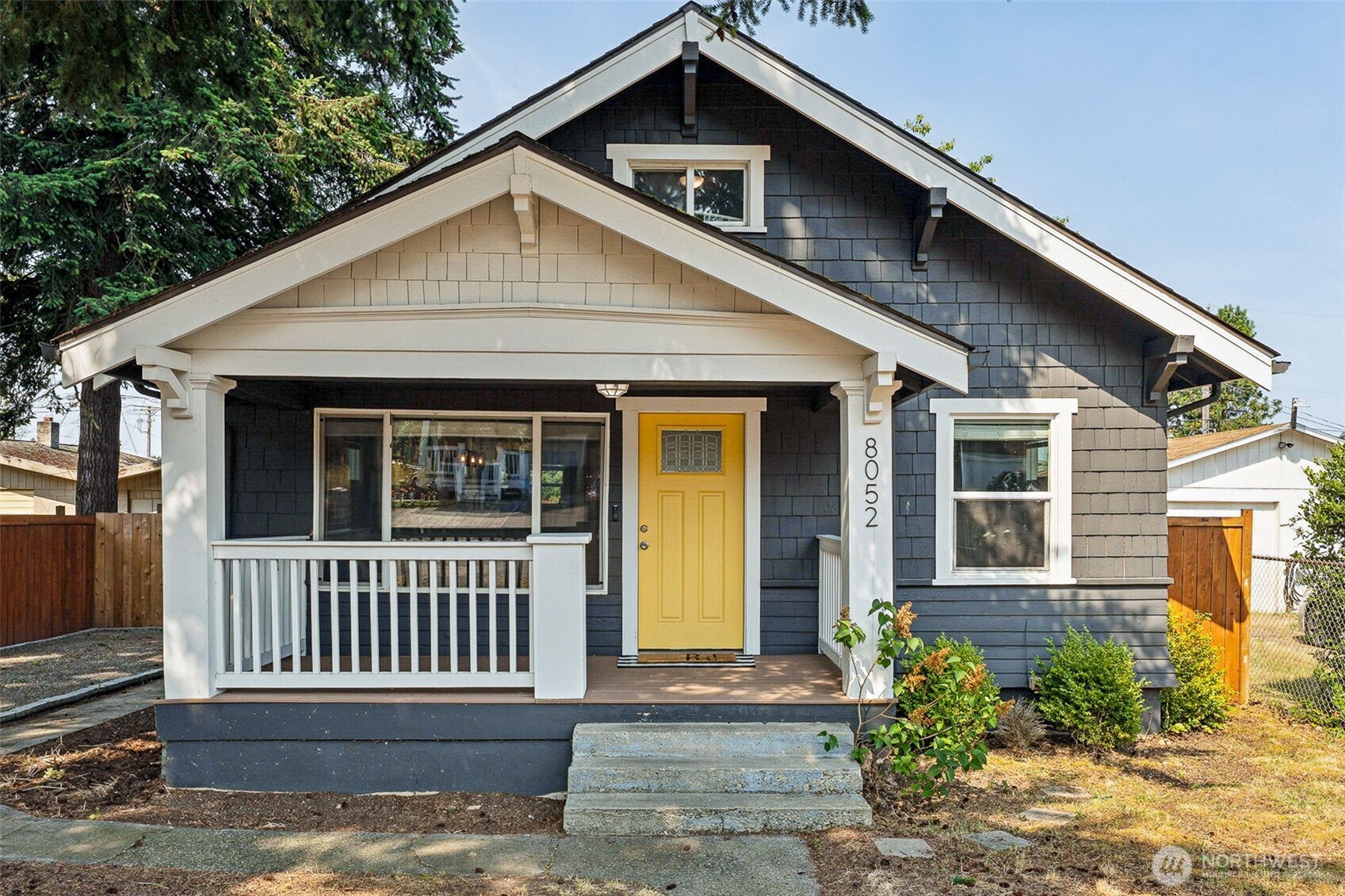 8052 S Thompson Avenue Property Photo 1