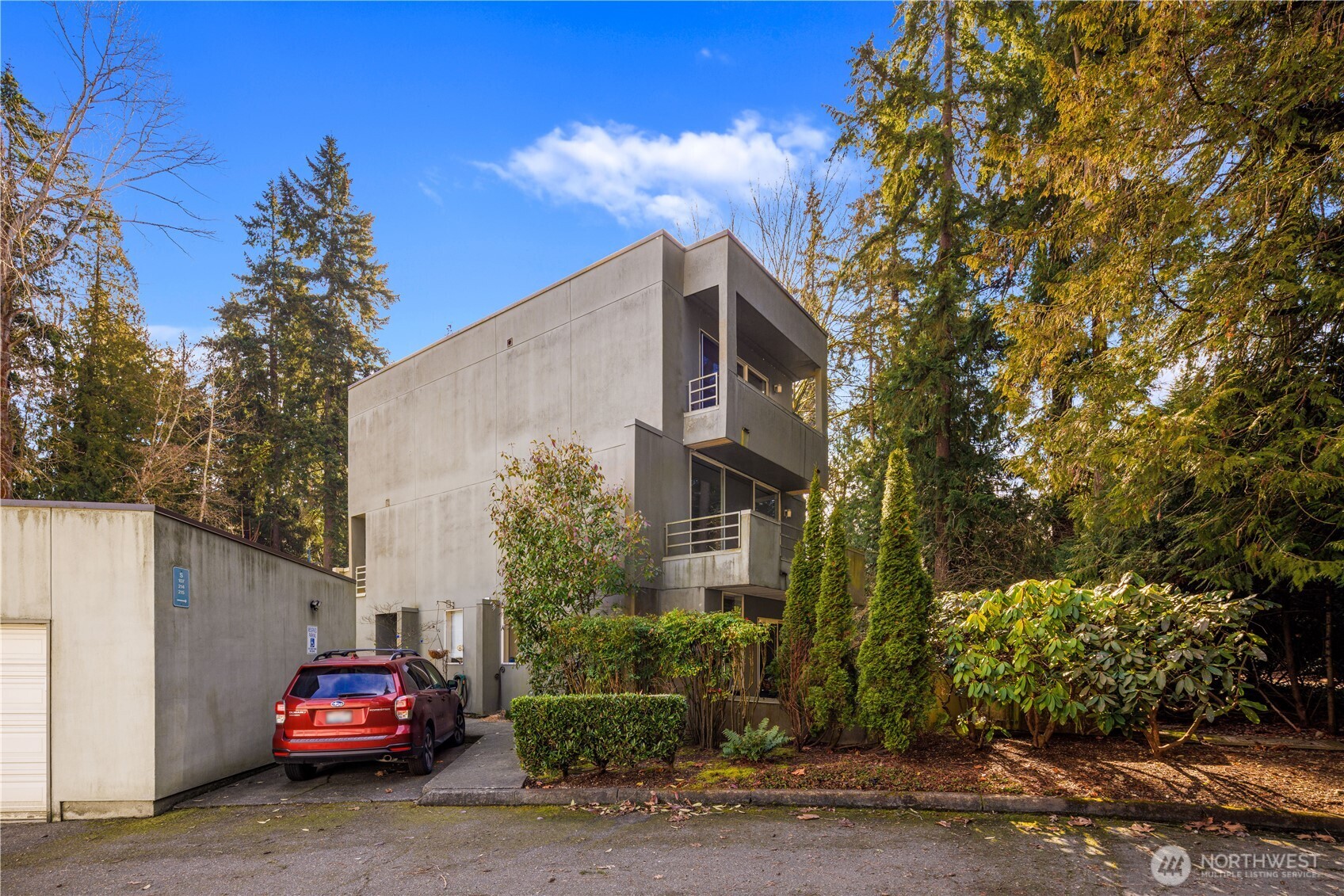 17001 Inglewood Road 214