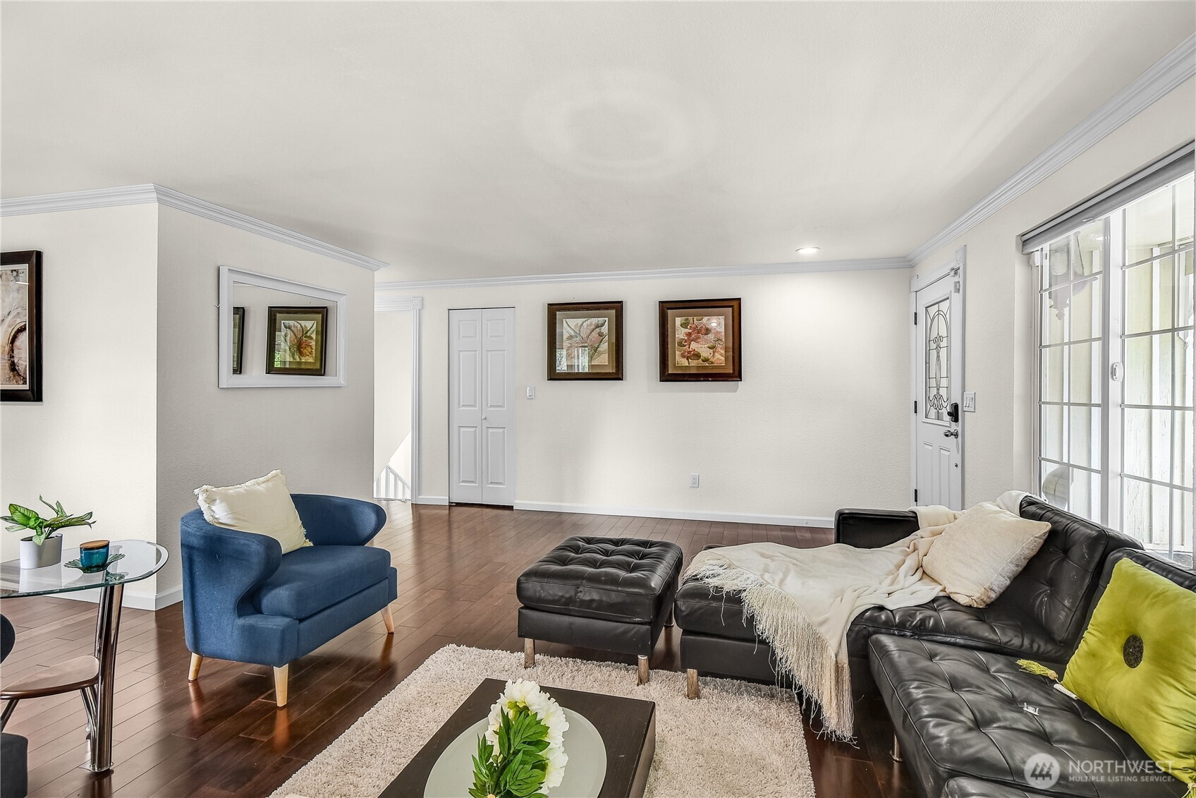 3830 165th Place Property Photo 3