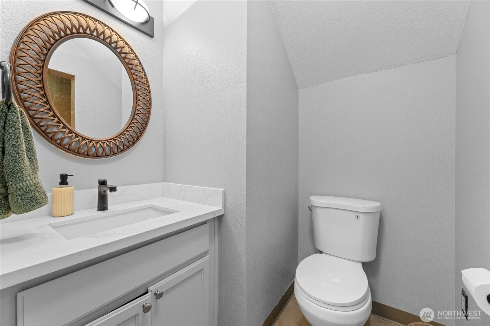 1704 Lafayette Street Property Photo 10