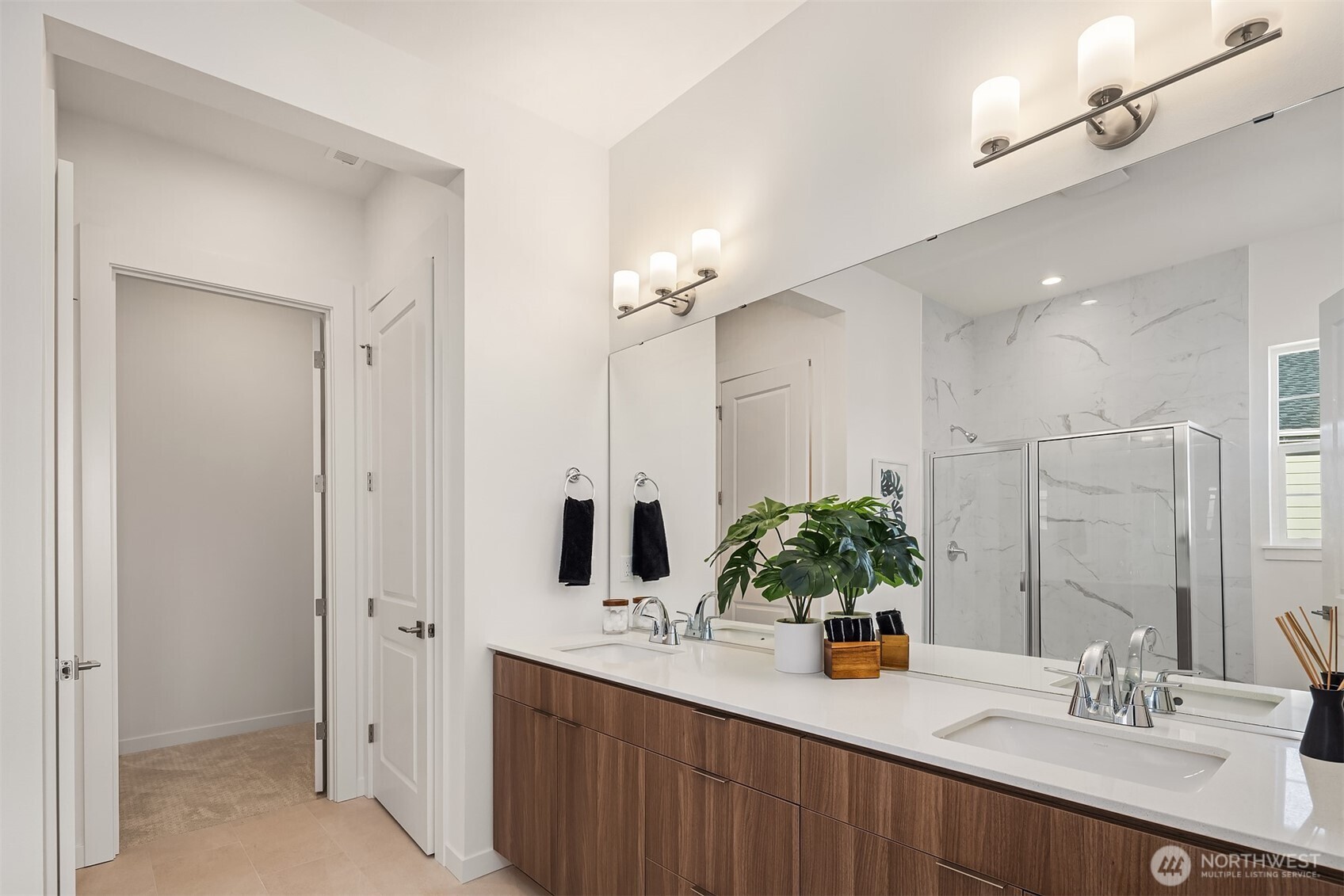 33239 Site 104 Douglas Avenue Property Photo 15