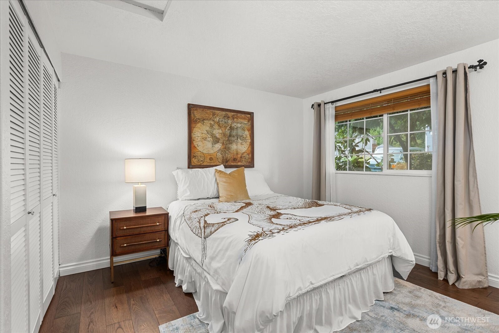 12104 24th Place Property Photo 10