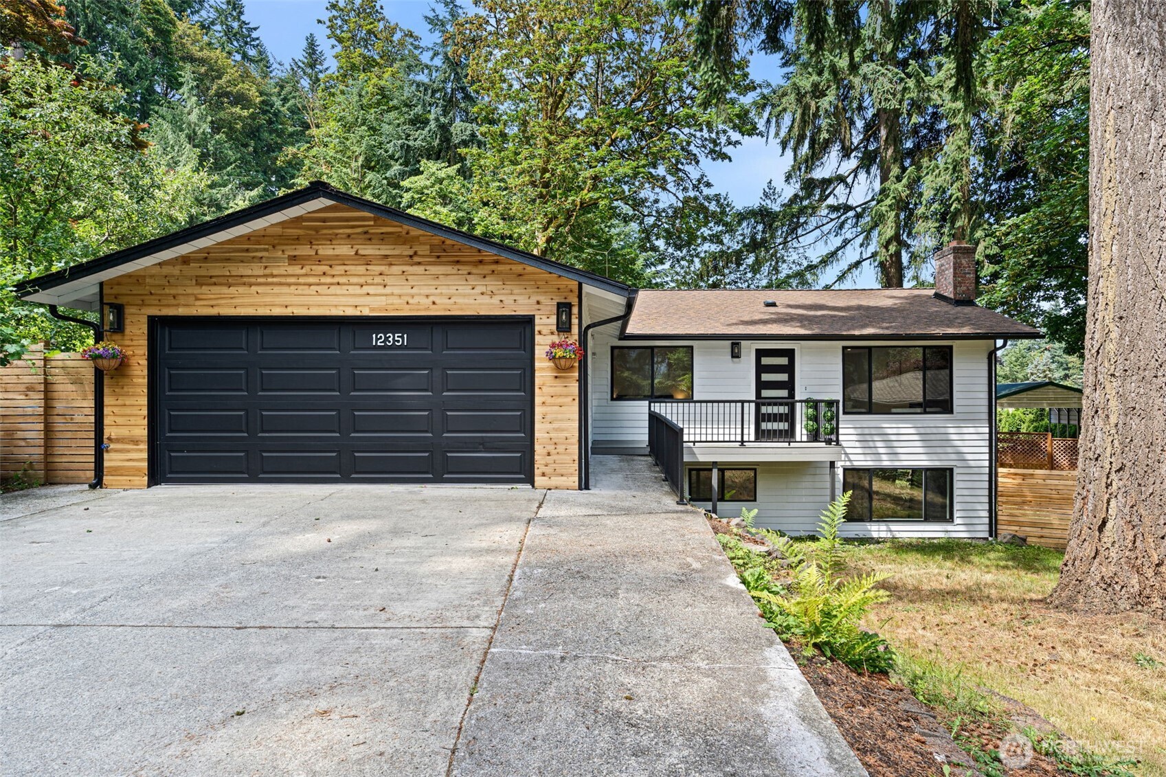 12351 Se 96th Place Property Photo 1