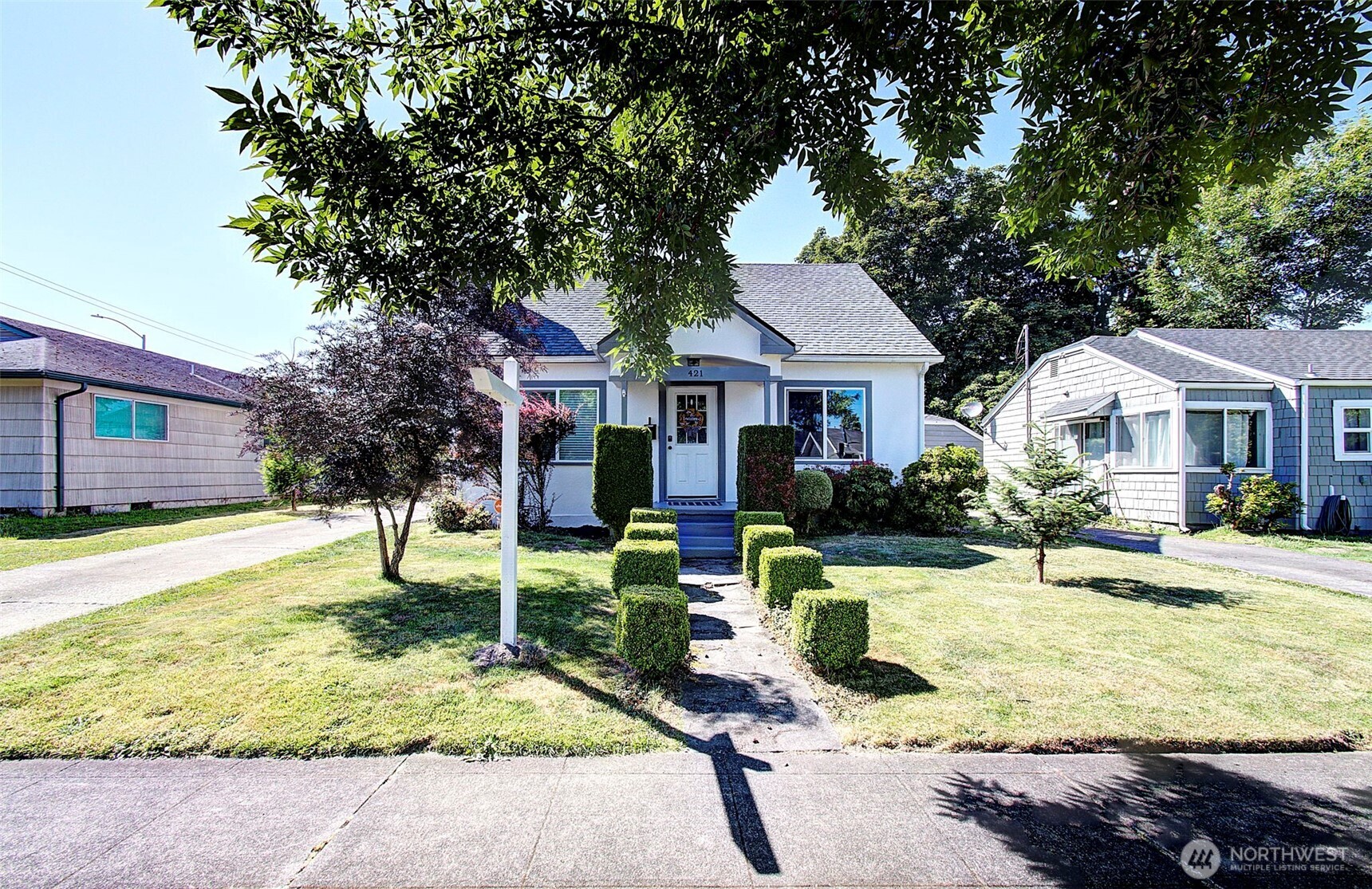 421 24th Property Photo 1