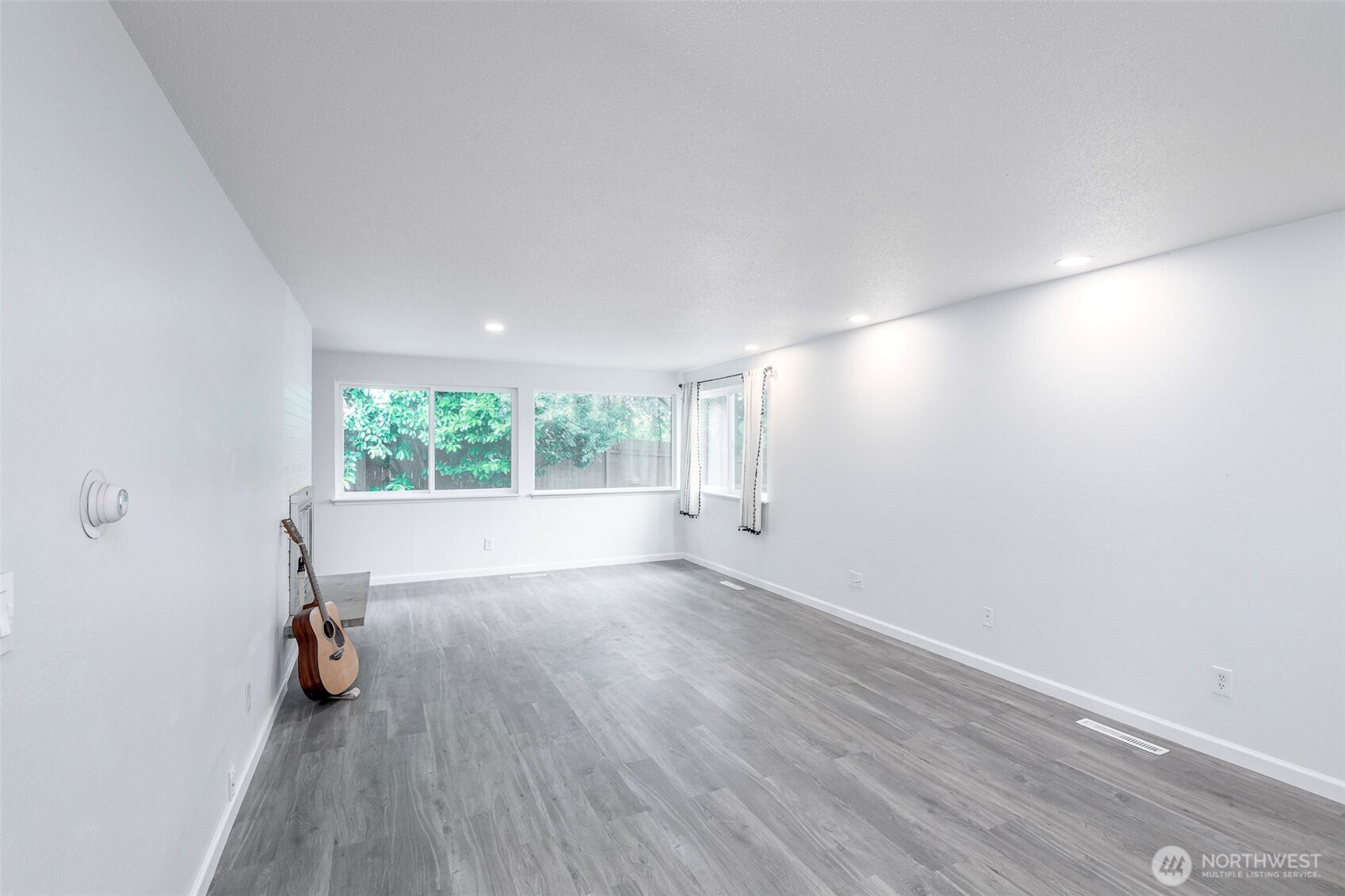 7233 S Sheridan Property Photo 18