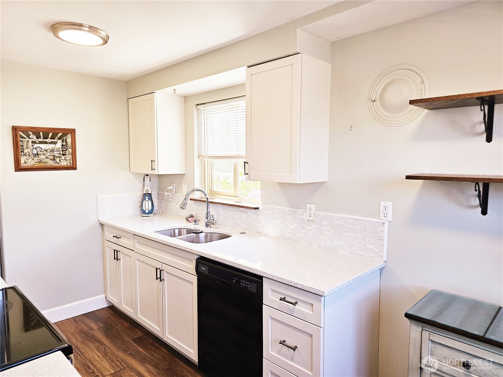 901 N Forest Street 109 Property Photo 15