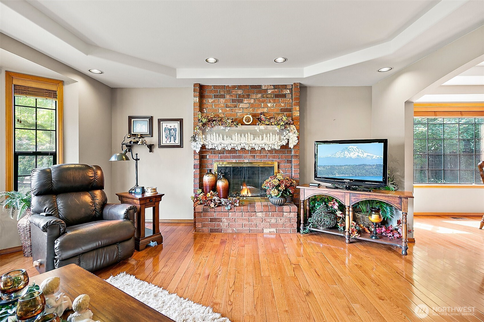 10717 27th Street Ct Property Photo 8
