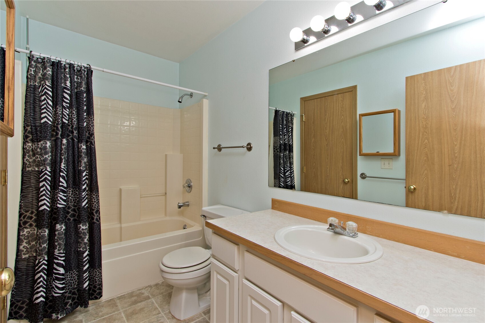 9927 140th St Ct E Property Photo 14