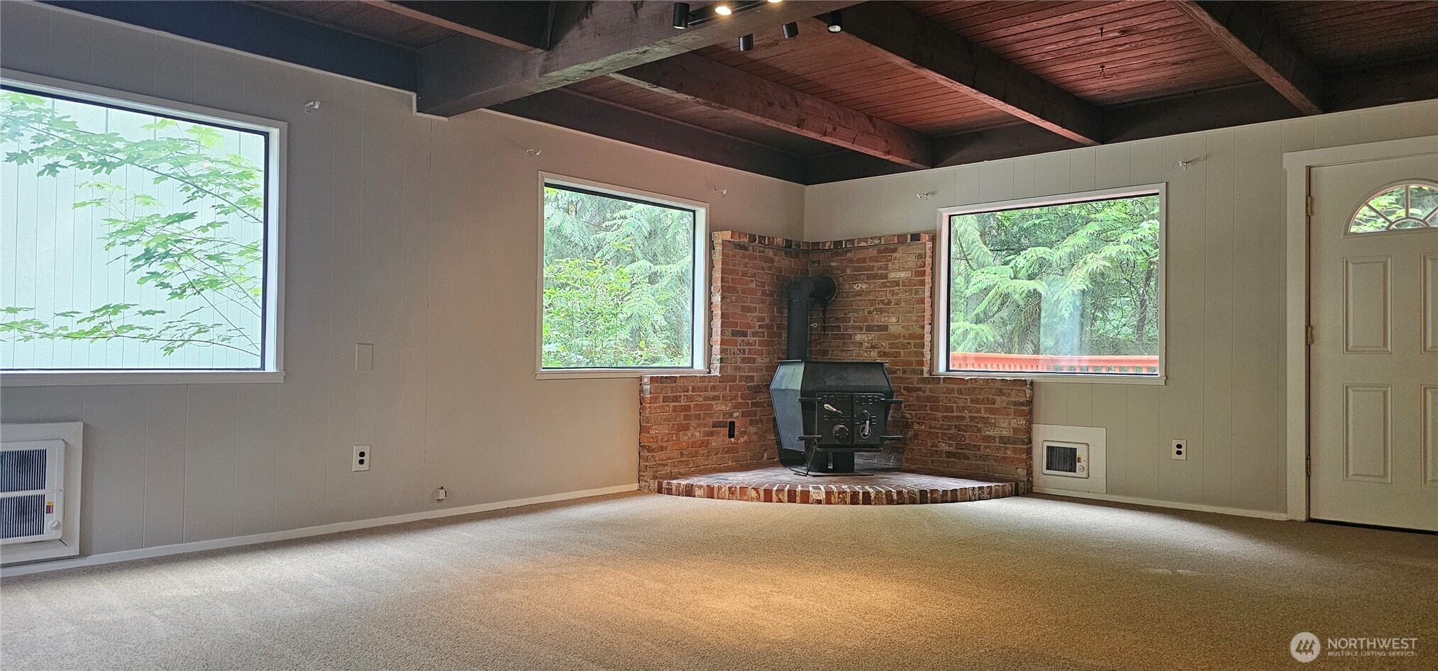 22635 Brookside Court Property Photo 10