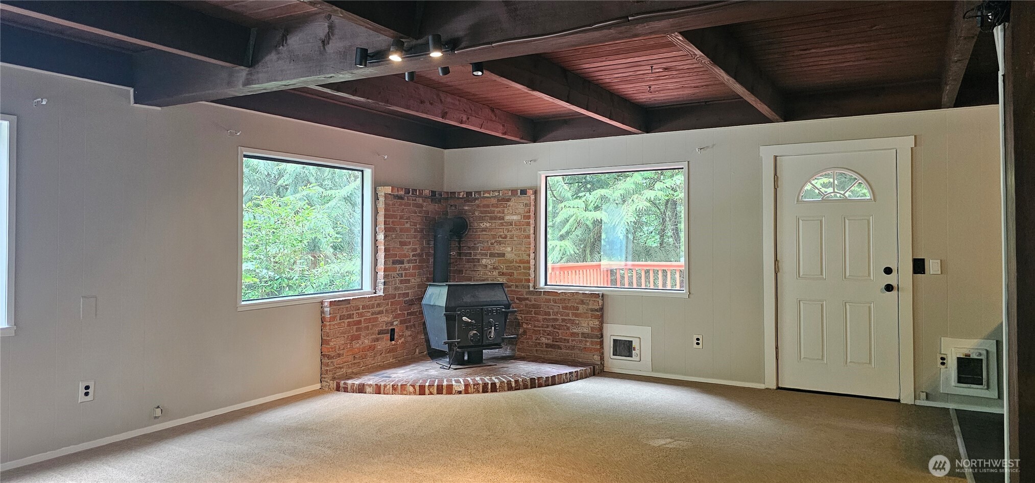 22635 Brookside Court Property Photo 13